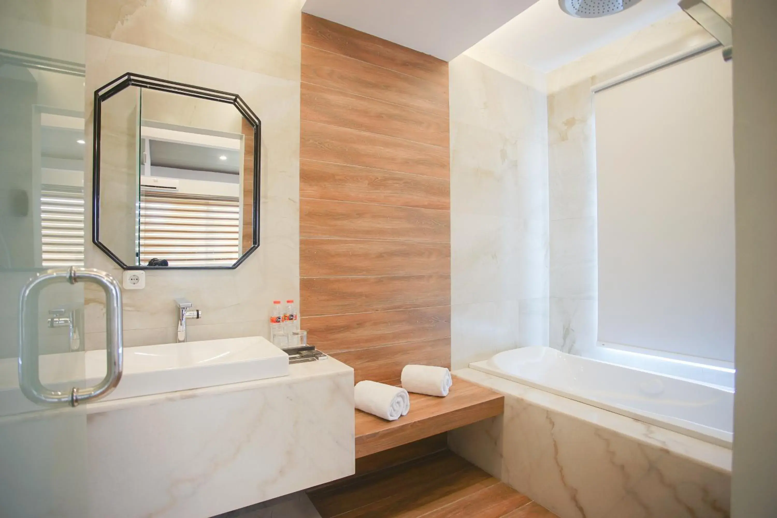 Shower, Bathroom in Allstay Ecotel Yogyakarta