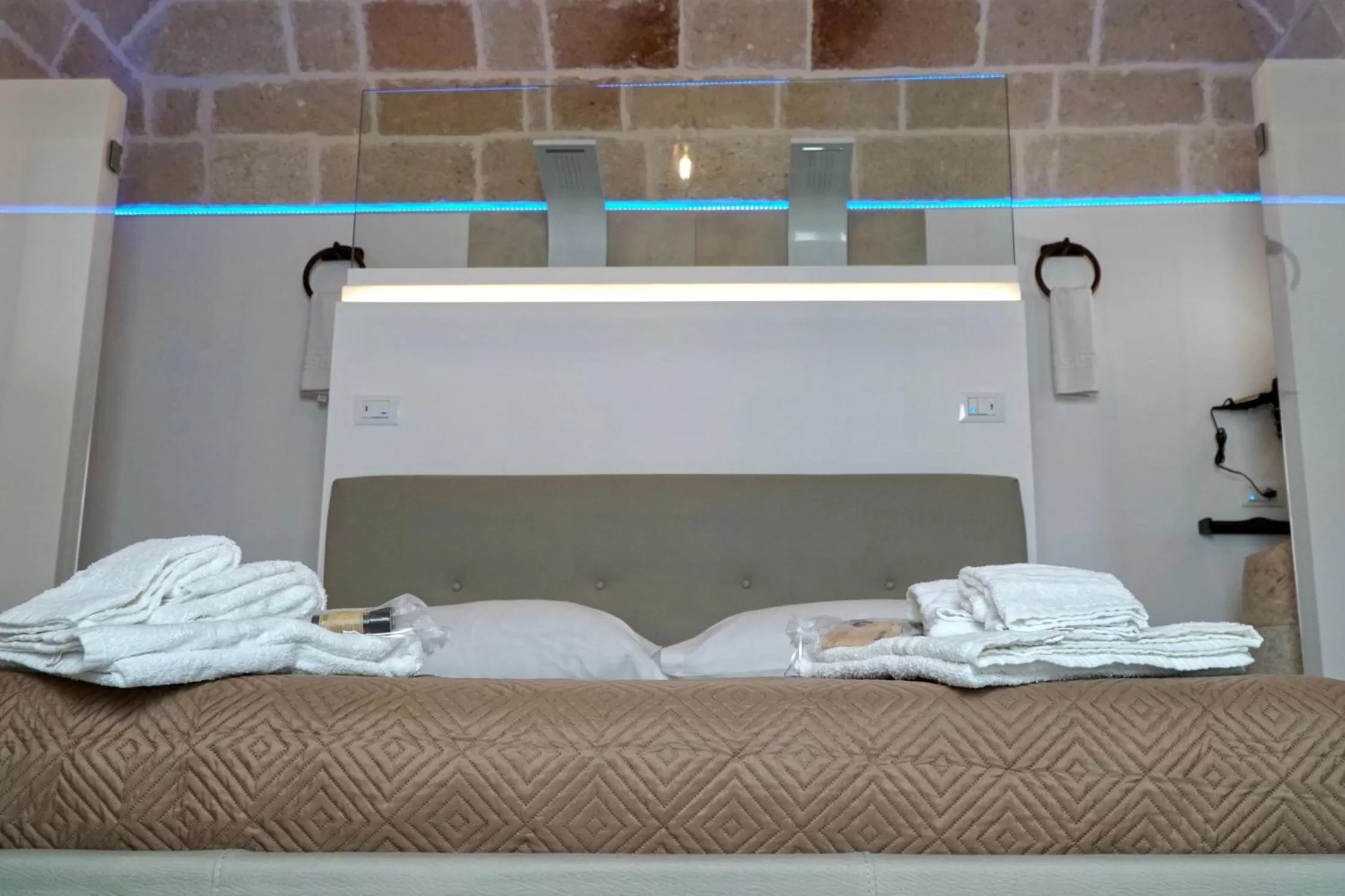 Suite 141 - Luxury B&B