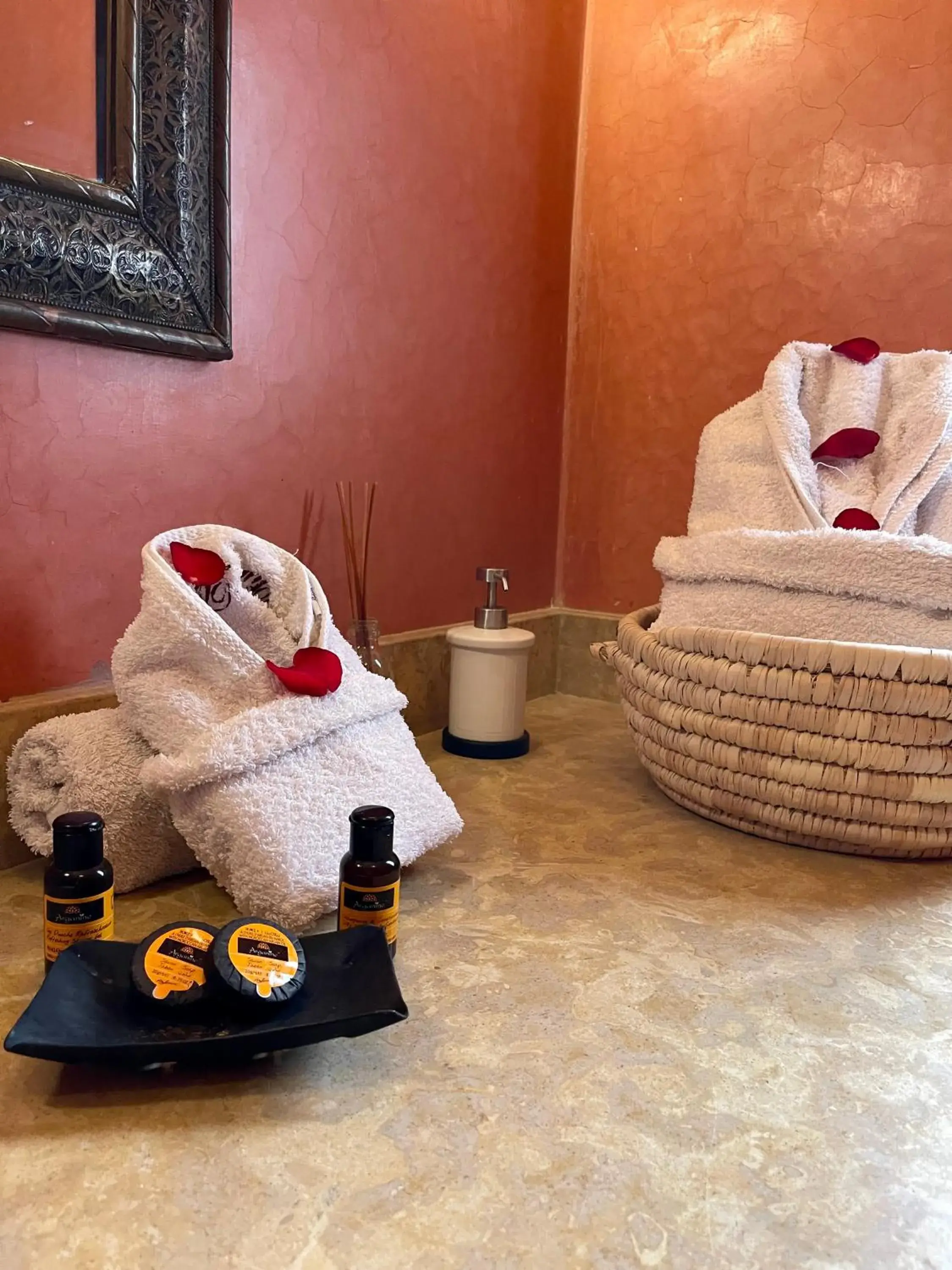 Bathroom in Riad Dar Foundouk and Spa