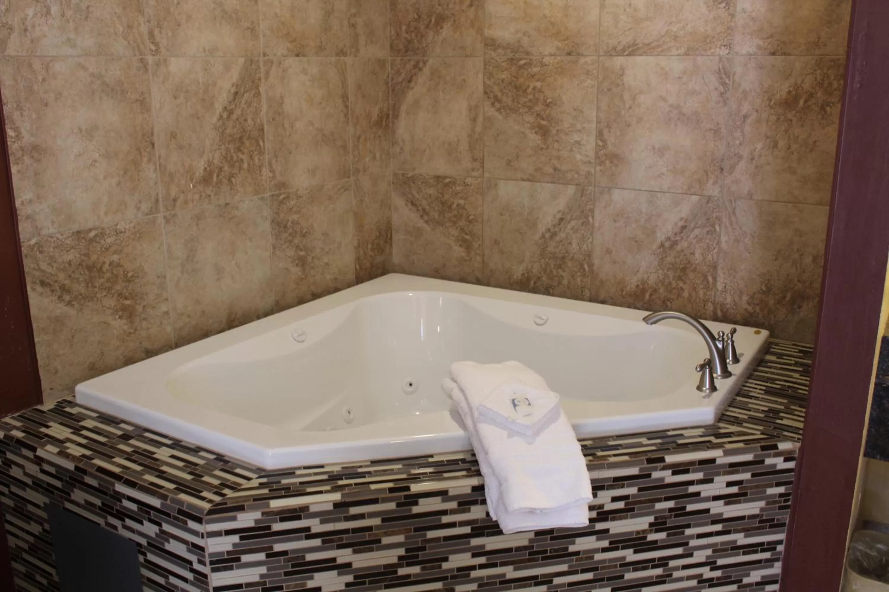 The Executive Inn & Suites