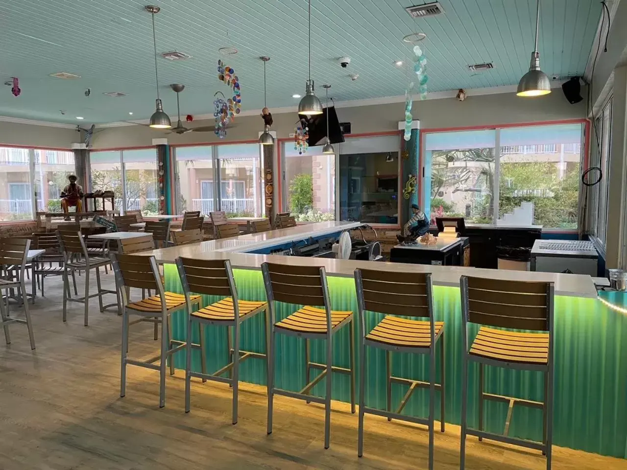 Restaurant/places to eat in The Grand Caymanian Resort Restaurant/places to eat in The Grand Caymanian Resort