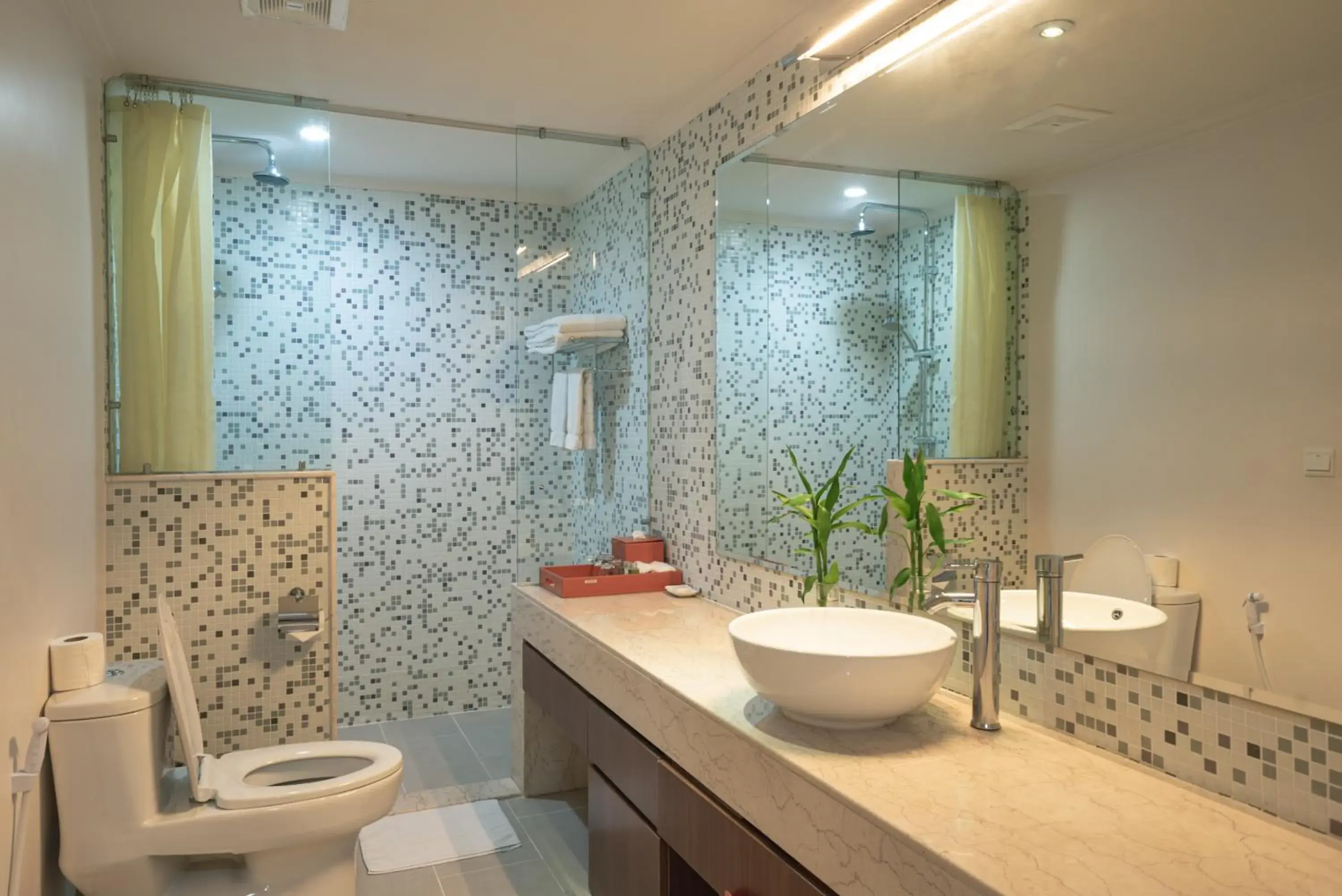 Bathroom in Central Mansions Serviced Apartments