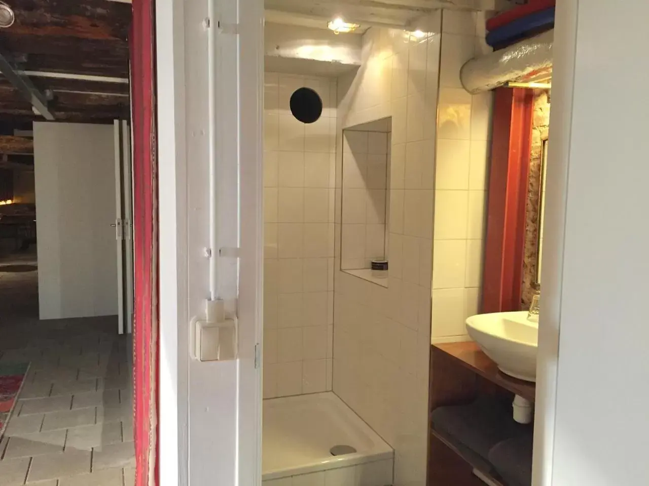 Bathroom in Top apartment along canal in historic centre