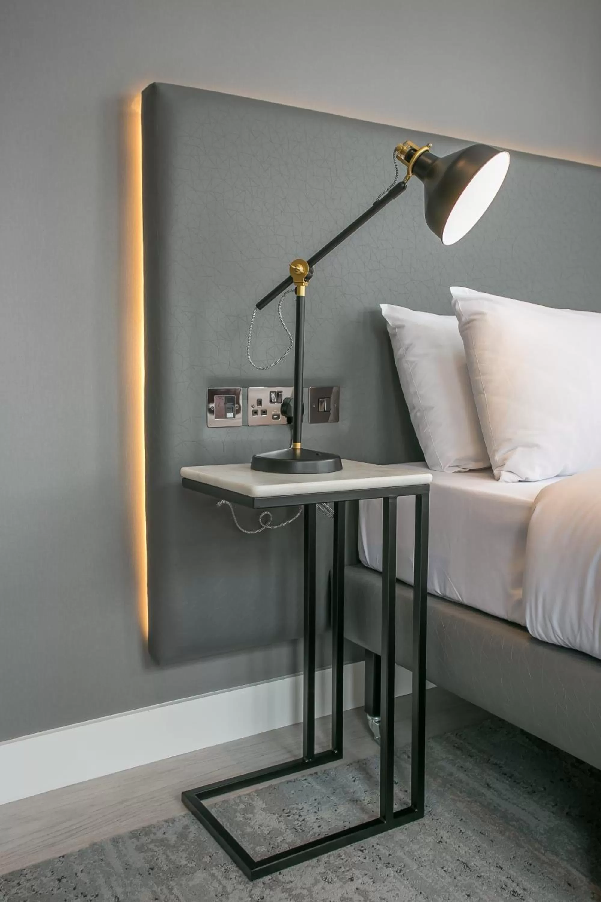 Bedroom in Grafton Street Studios by City Break Apartments
