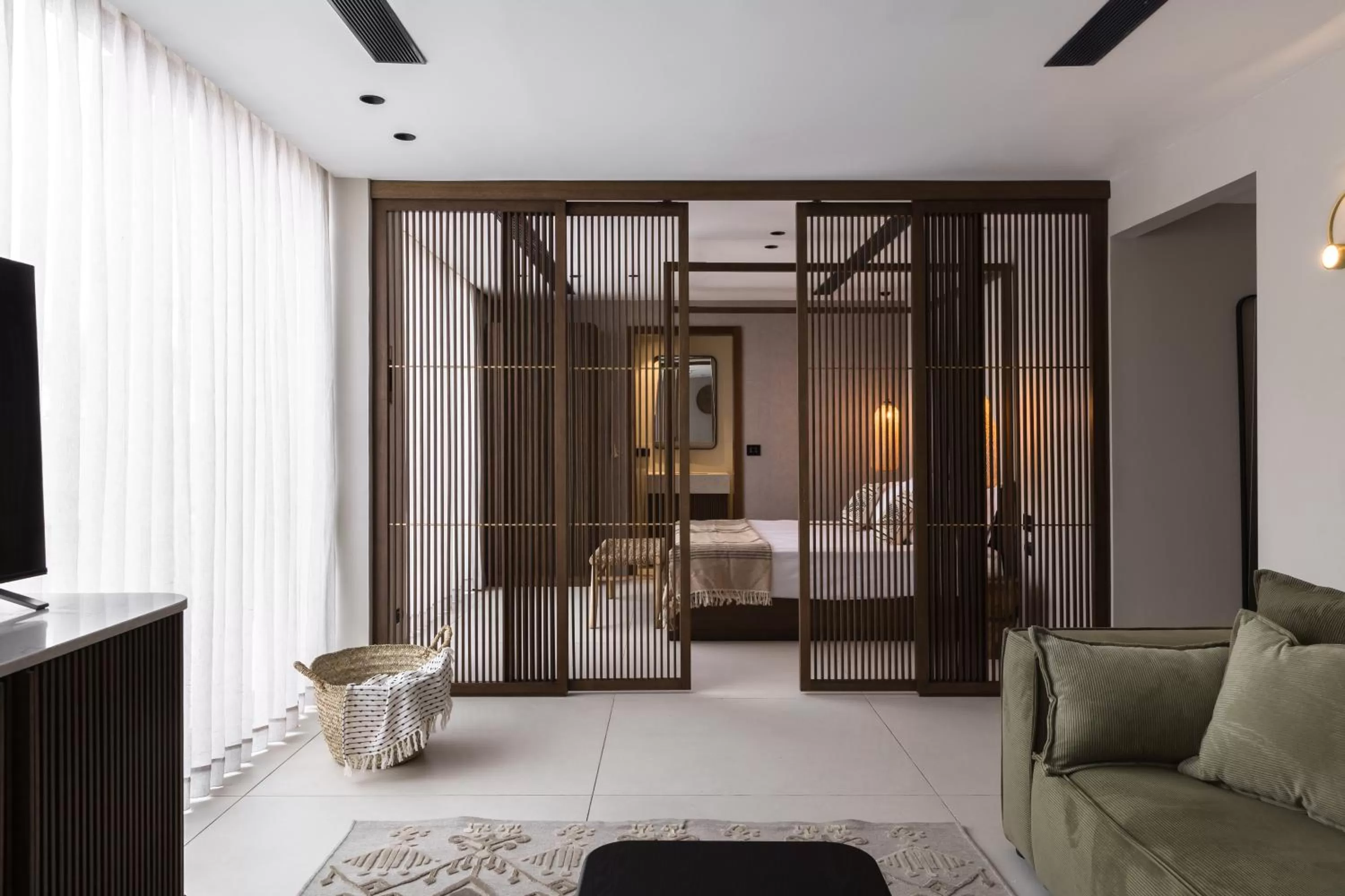 Photo of the whole room, Bed in NOW-VX adults only