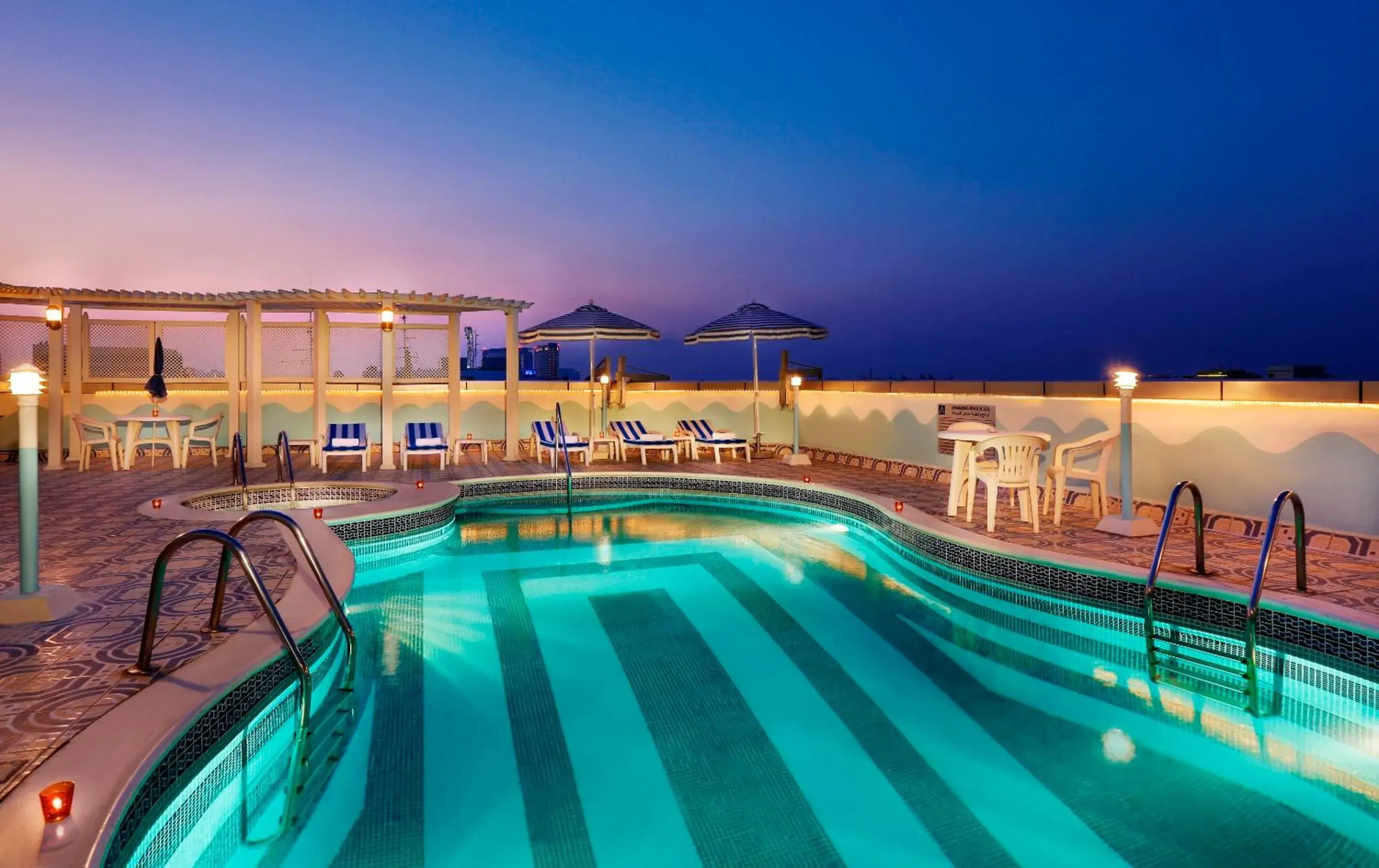 Swimming Pool in Avenue Hotel Dubai