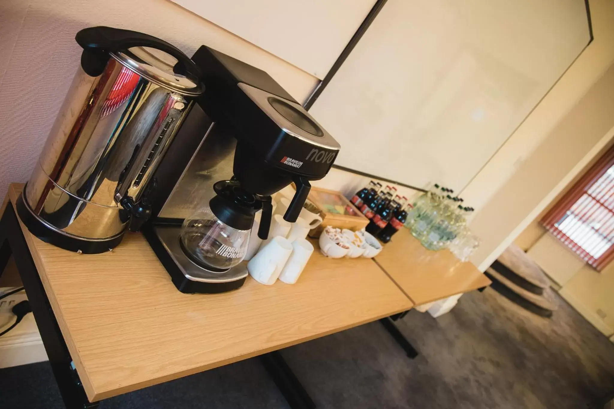 Business facilities, Coffee/Tea Facilities in The Red Lion Hotel