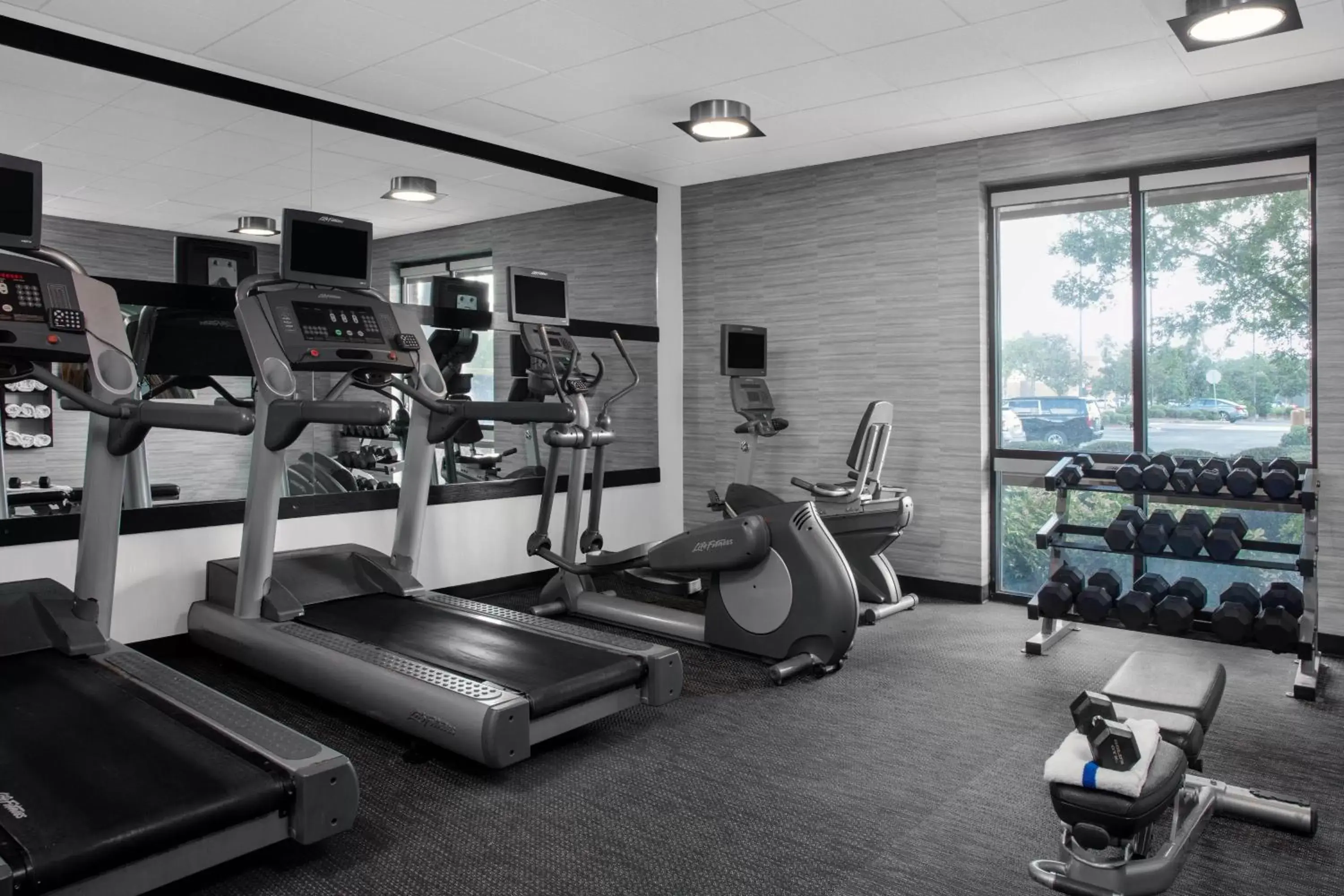 Fitness centre/facilities, Fitness Center/Facilities in Courtyard by Marriott Jacksonville I-295/East Beltway