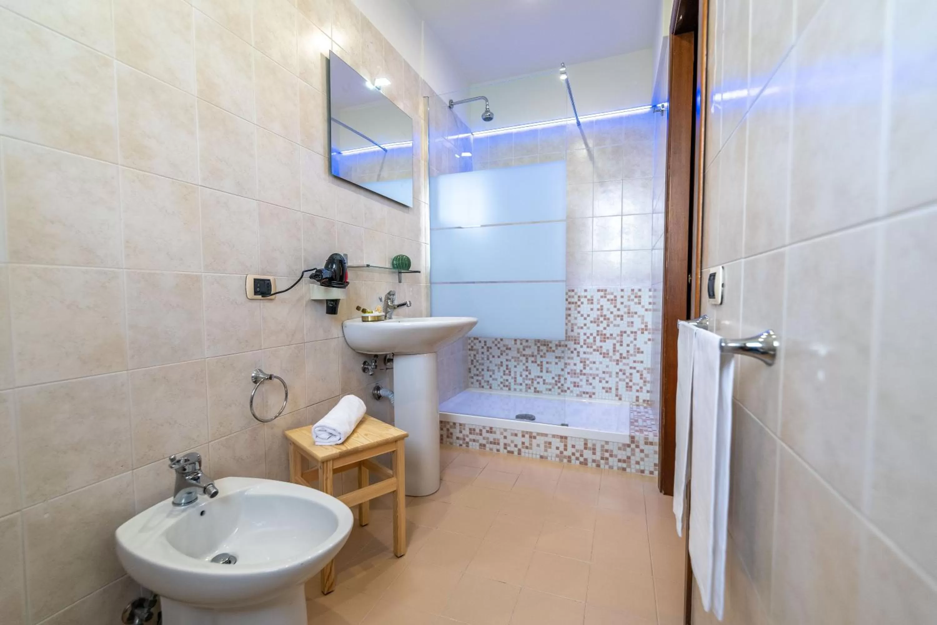 Shower in Villa Rocla guest house Pompei