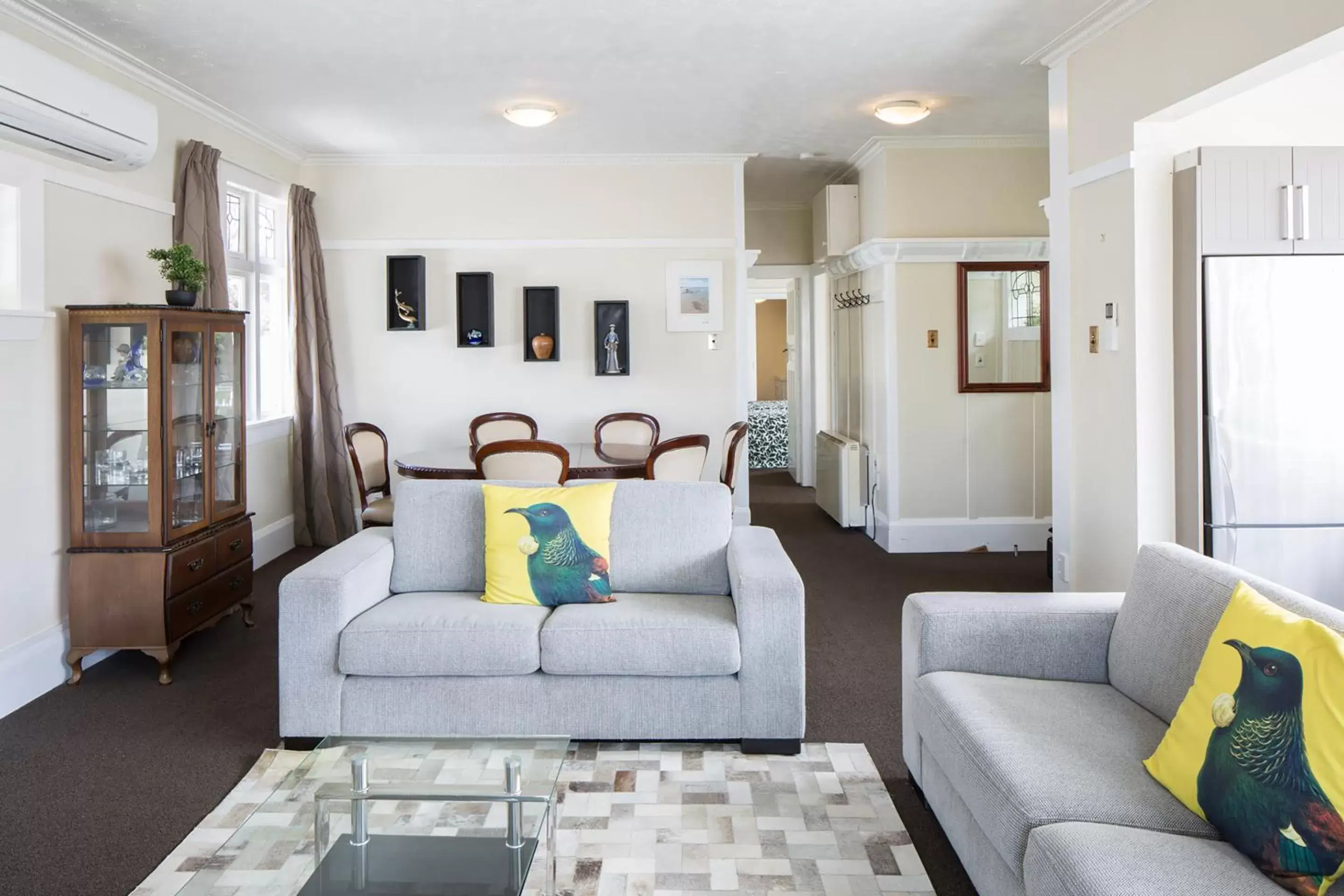 Living room, Seating Area in Pavilions Hotel