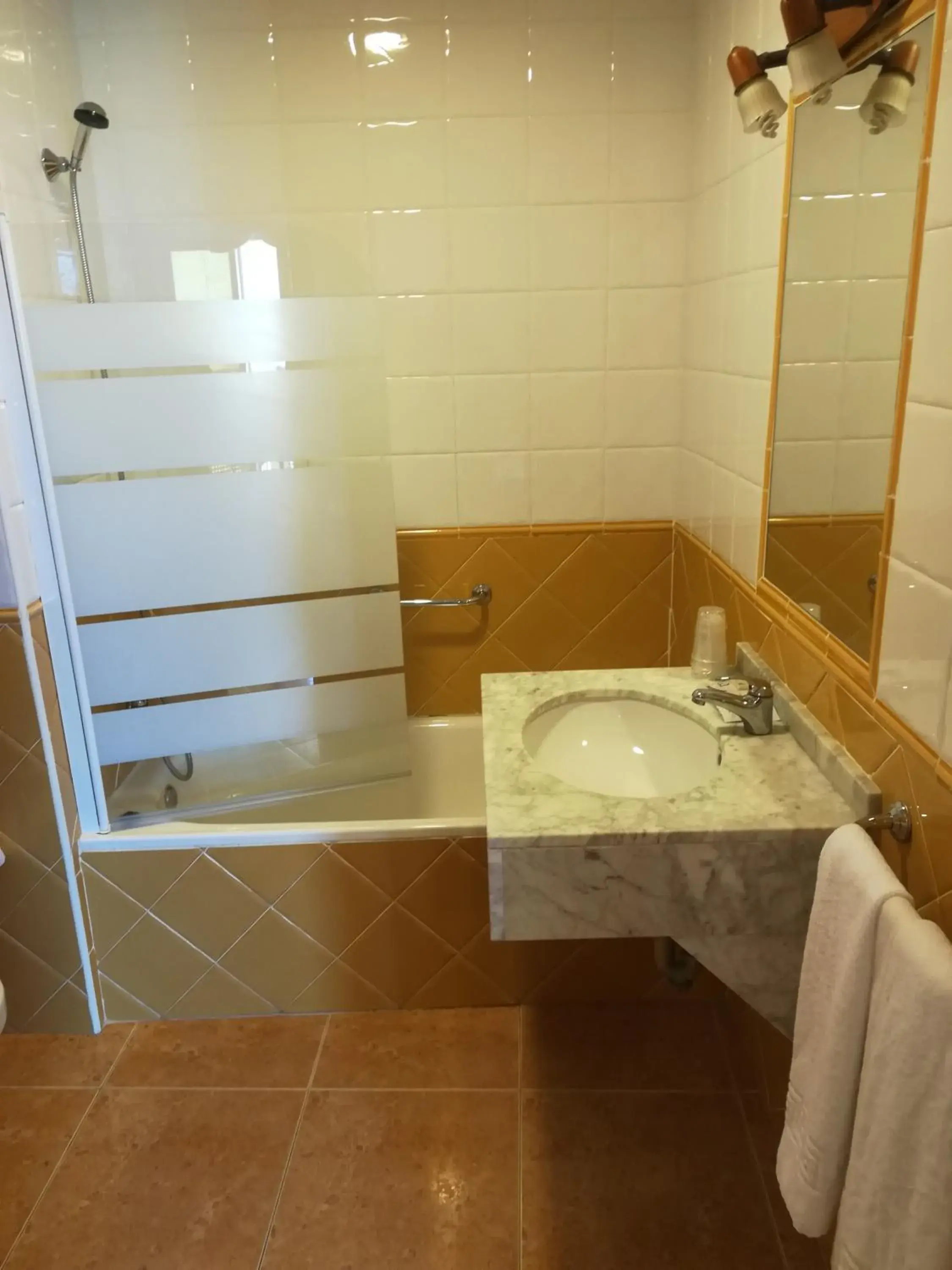 Bathroom in Hotel Paloma