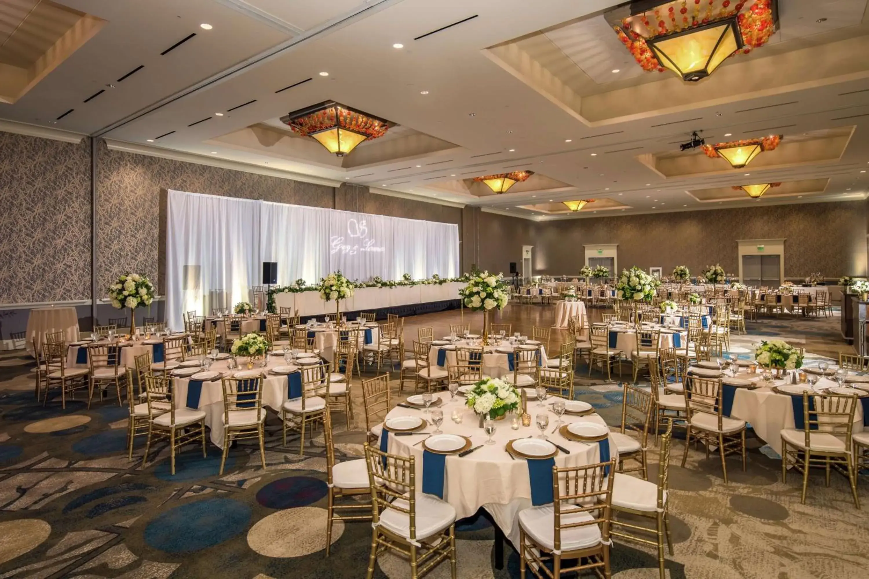 Dining area, Restaurant/Places to Eat in Hilton Vancouver Washington