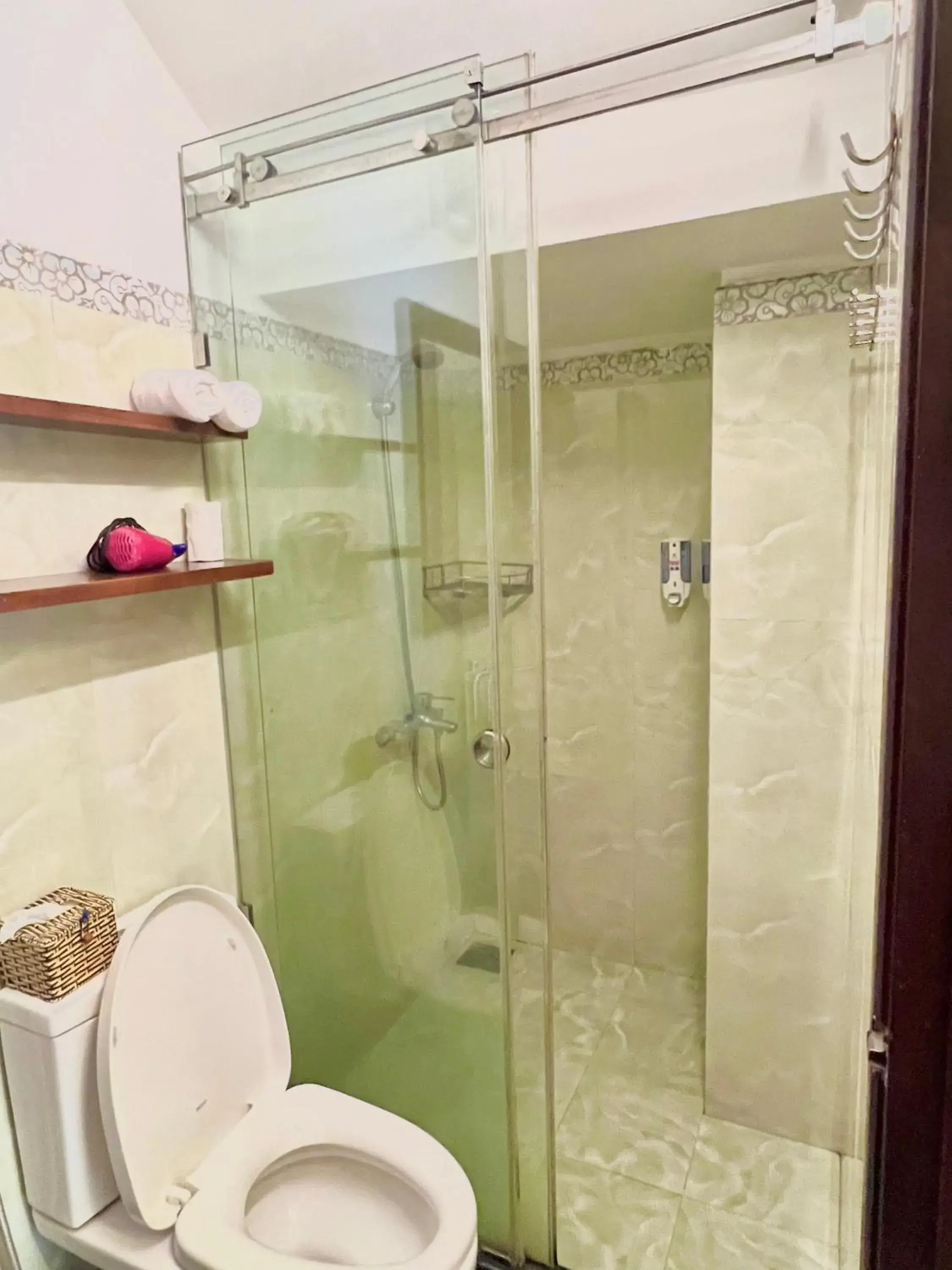 Shower, Bathroom in Hoi An Ngo Homestay