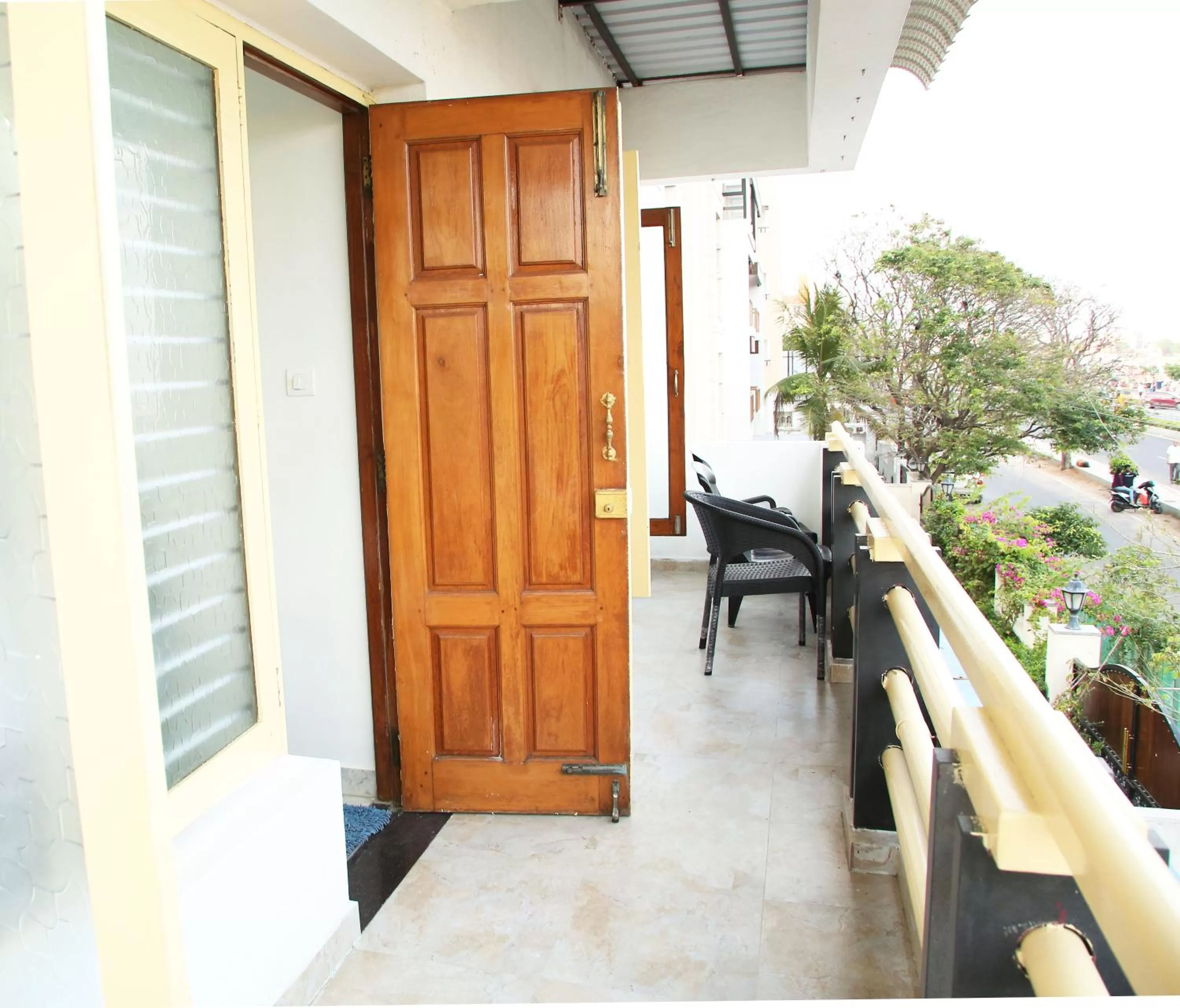 Facade/entrance in Kolam Elliots Beach