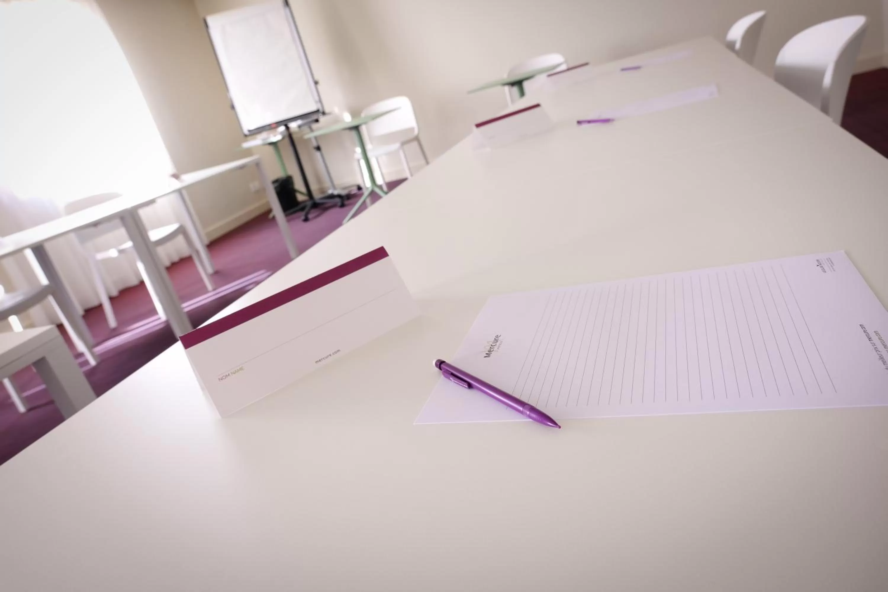 Communal lounge/ TV room in Mercure Perpignan Centre