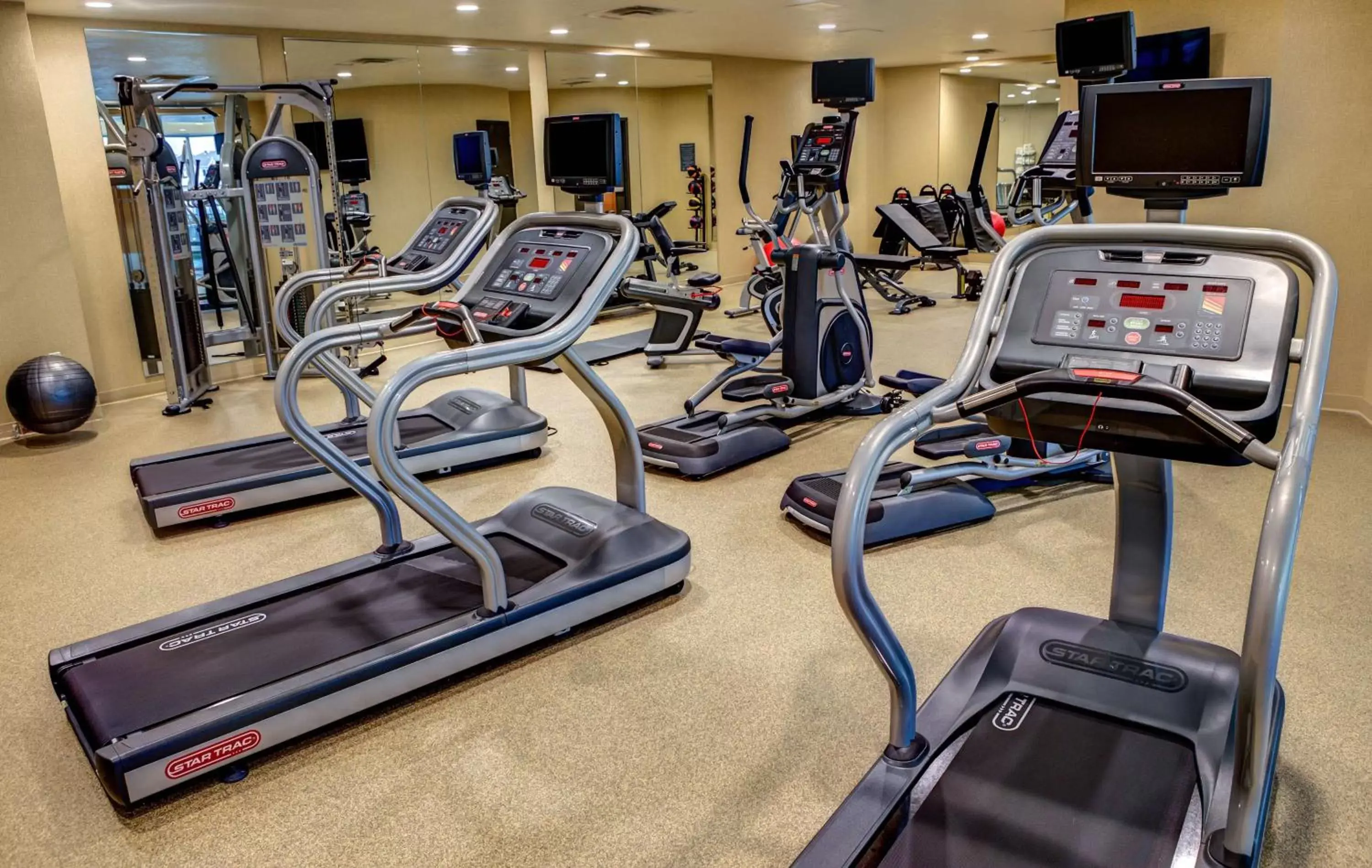 Fitness centre/facilities, Fitness Center/Facilities in DoubleTree by Hilton West Fargo Sanford Medical Center Area