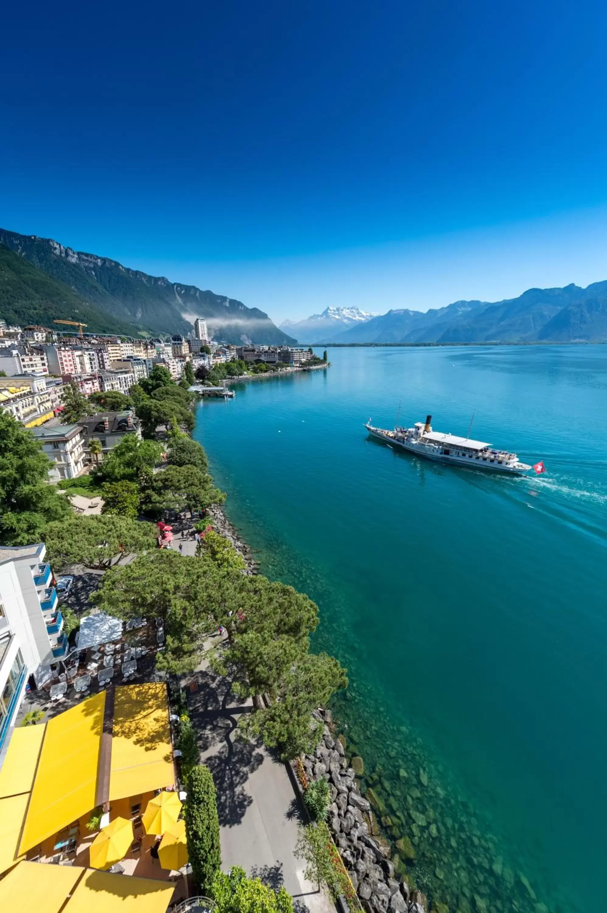 Natural landscape, Bird's-eye View in Eurotel Montreux