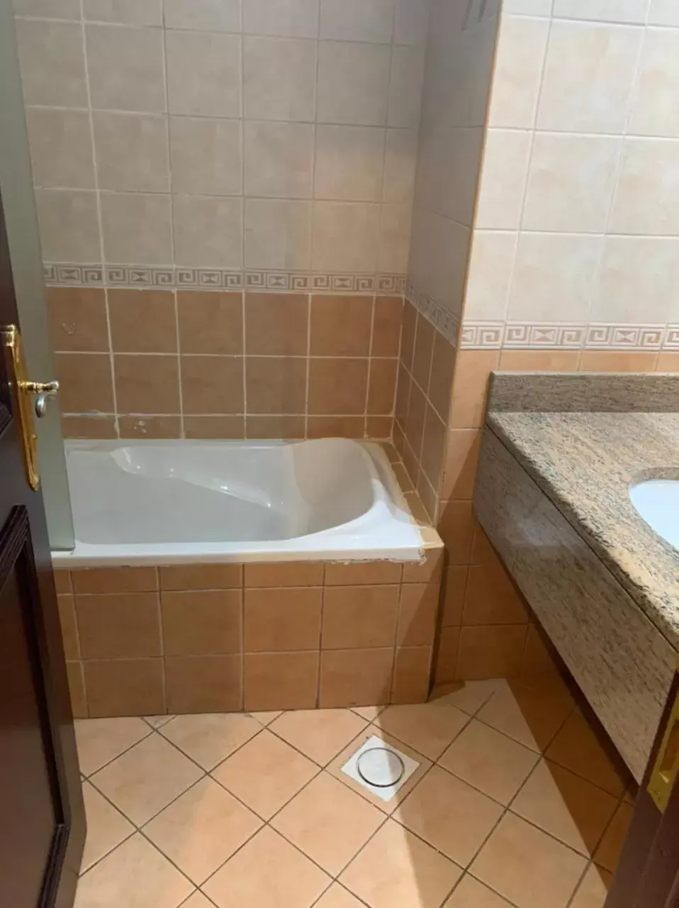 Bathroom in Al Manar Hotel Apartments