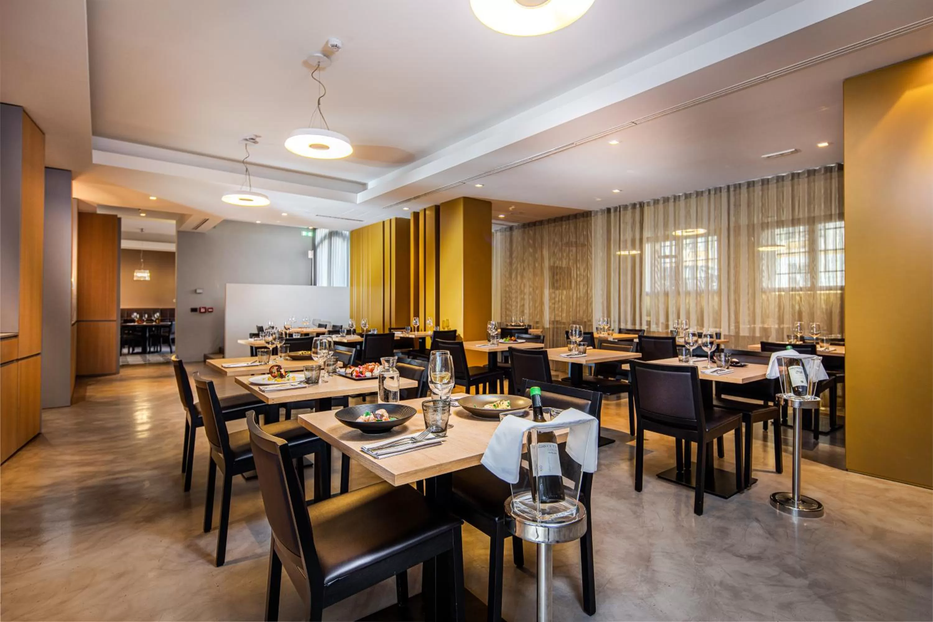 Restaurant/places to eat in Hotel Franz