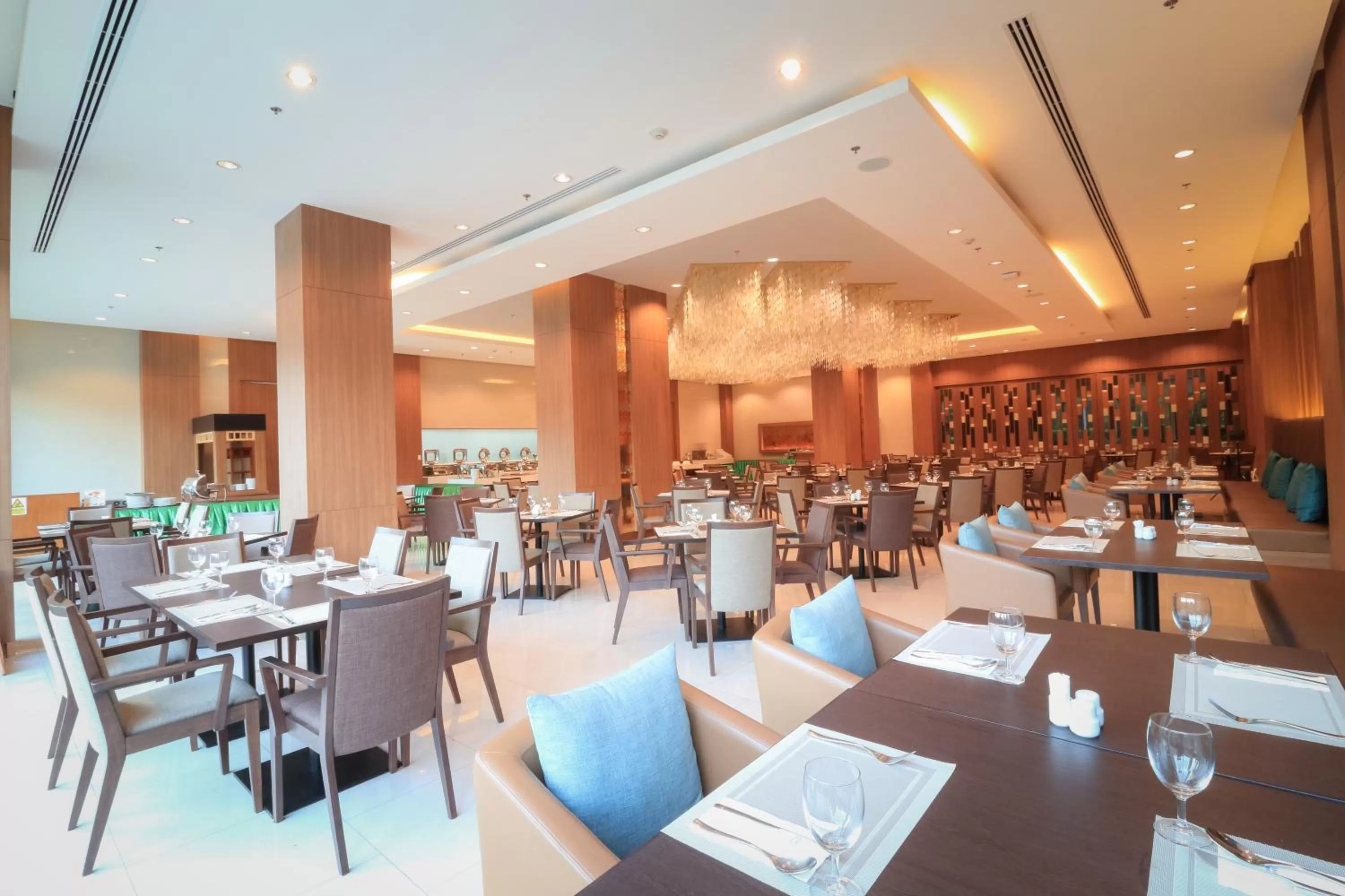 Restaurant/places to eat in Grand Fortune Hotel Nakhon Si Thammarat