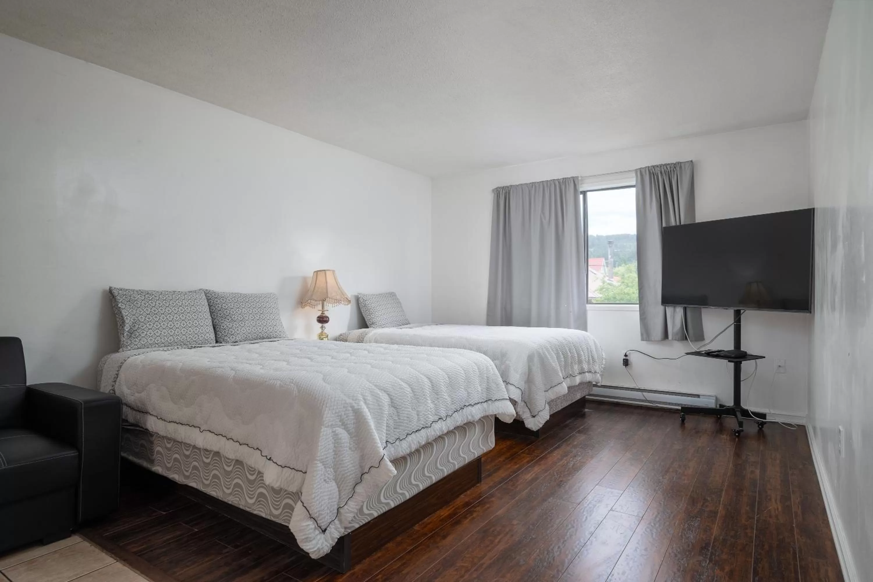 Bedroom, Bed in Croft Inn Motel