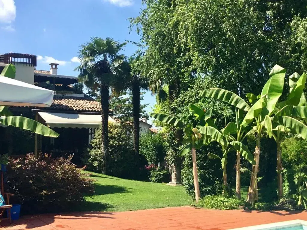 Double Room with Private Bathroom - single occupancy in La Pergola B&B Double Room with Private Bathroom - single occupancy in La Pergola B&B