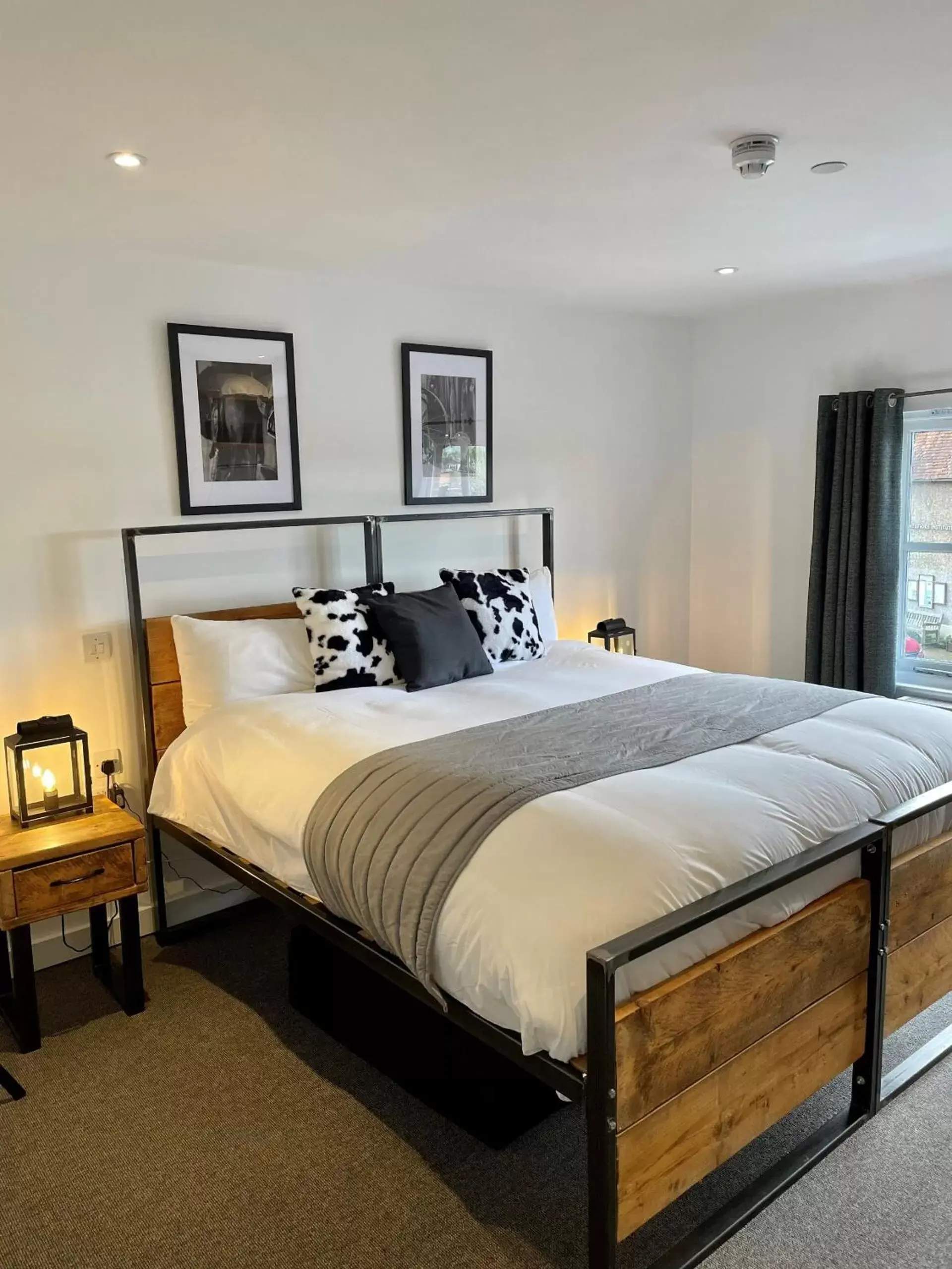 Bedroom, Bed in The Onley - Booking Urban