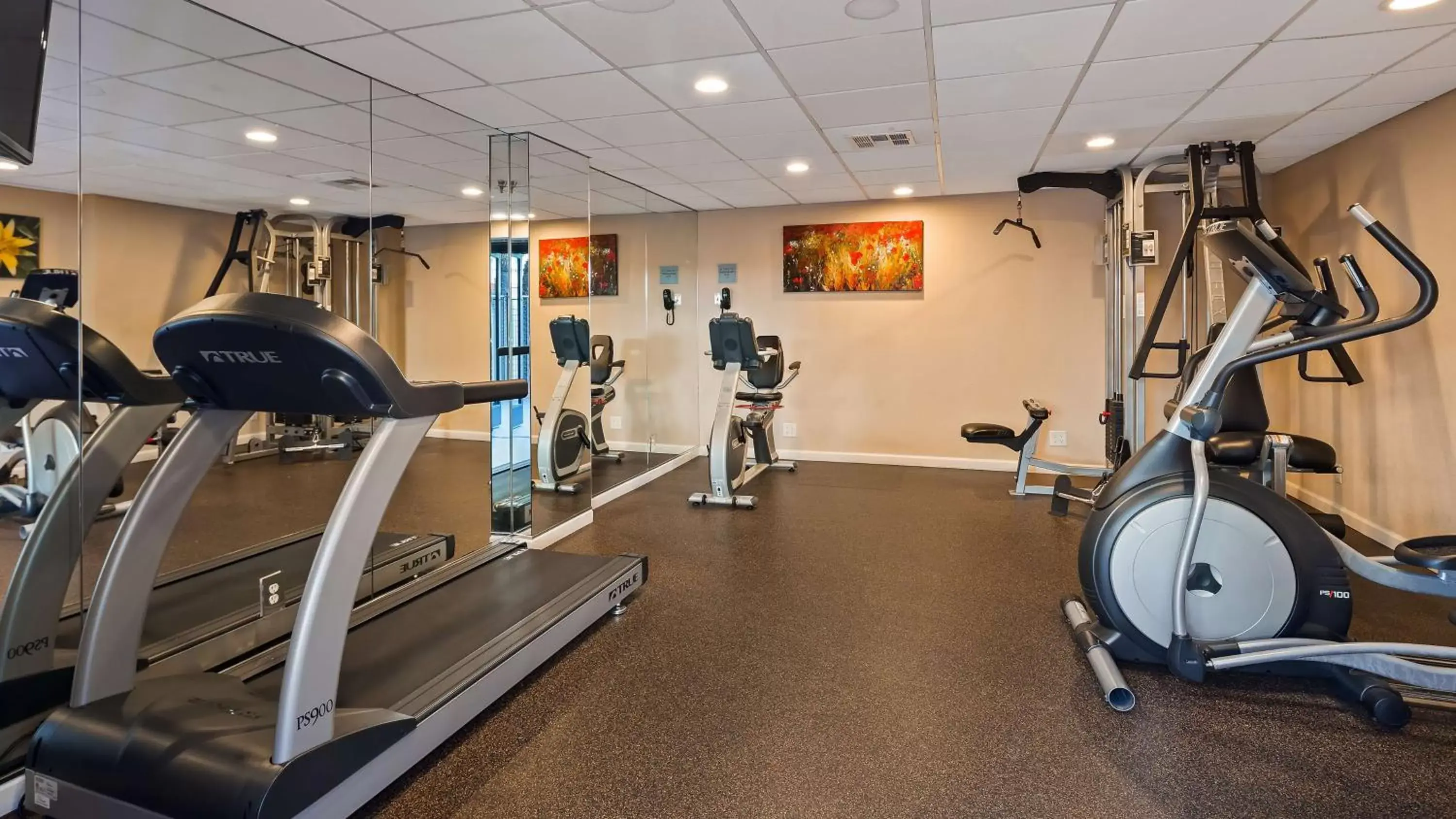 Fitness centre/facilities, Fitness Center/Facilities in Best Western Plus Irvine Spectrum Hotel