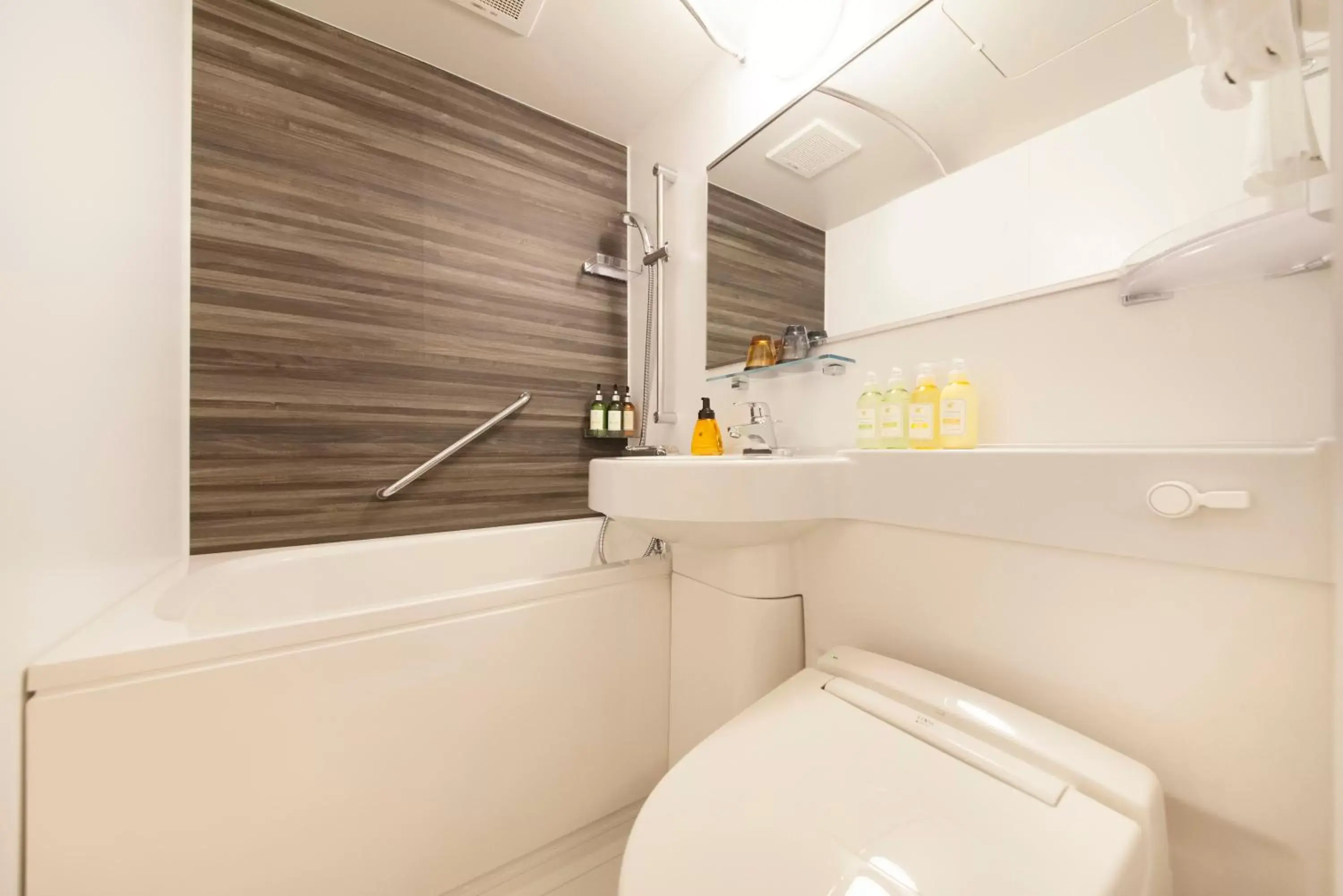 Photo of the whole room in Centurion Hotel Classic Nara Station Photo of the whole room in Centurion Hotel Classic Nara Station