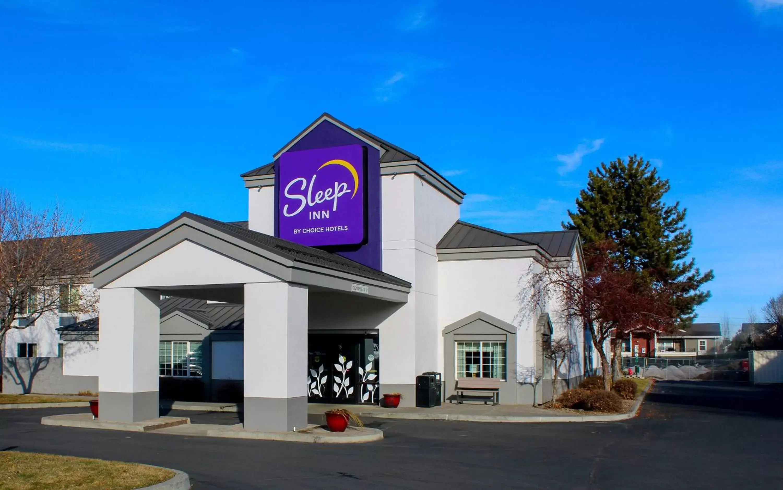 Property building in Sleep Inn Bend Crossroads Plaza Property building in Sleep Inn Bend Crossroads Plaza