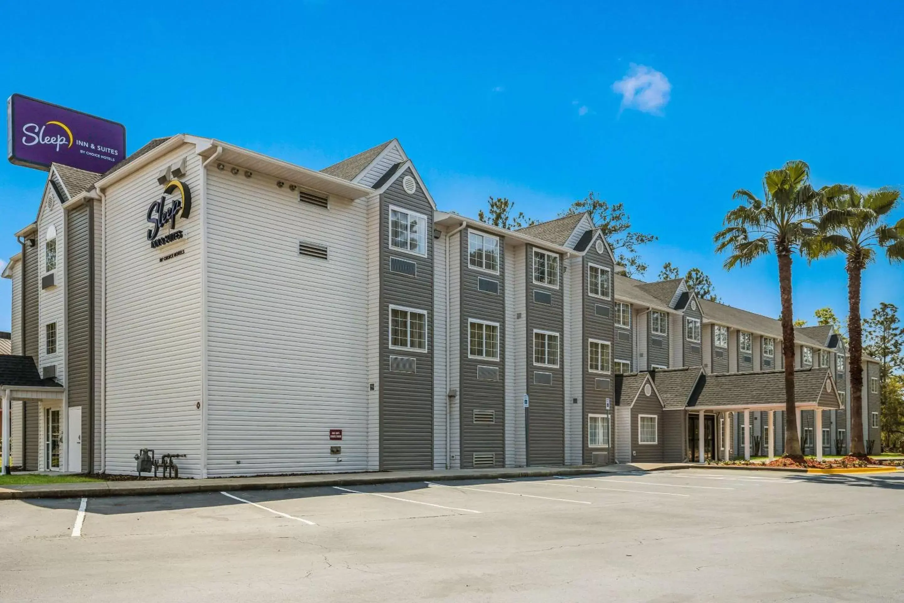 Property Building in Sleep Inn & Suites Tallahassee - Capitol