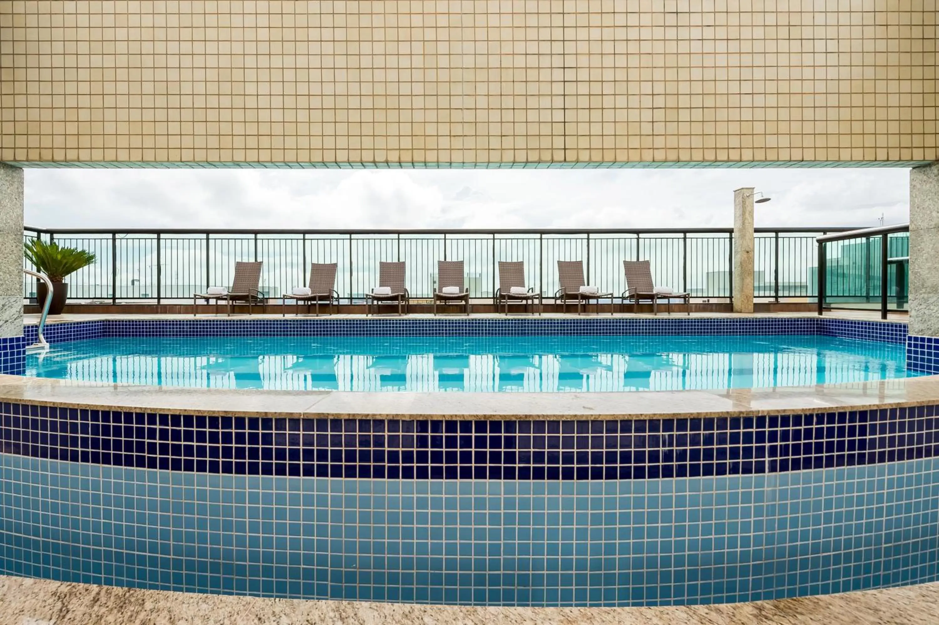 Fitness centre/facilities, Swimming Pool in Grand Mercure Brasilia Eixo Monumental