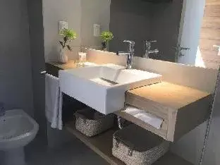Bathroom in Live Hotel Boutique (Adults only)
