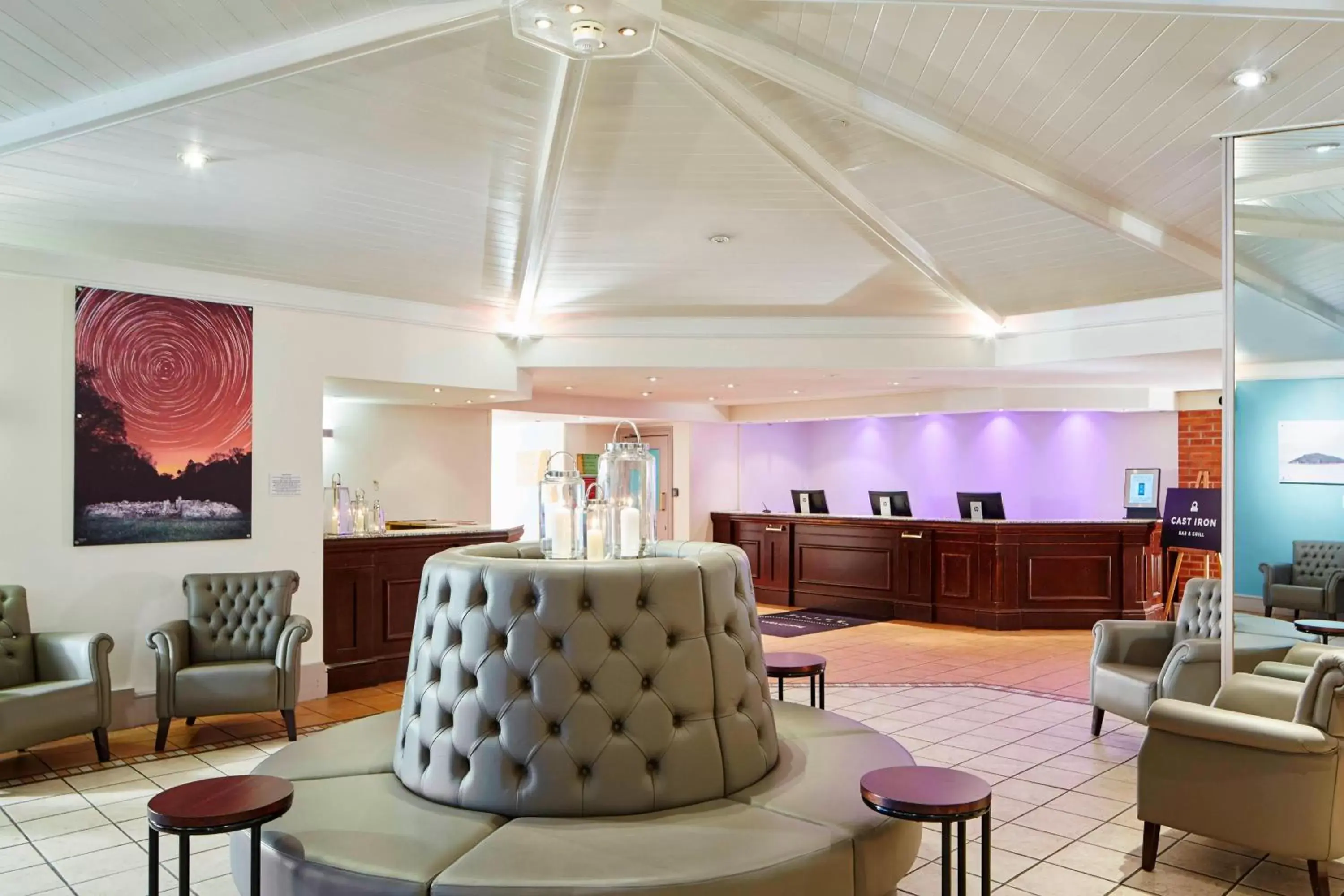 Lobby or reception in Delta Hotels by Marriott Swansea