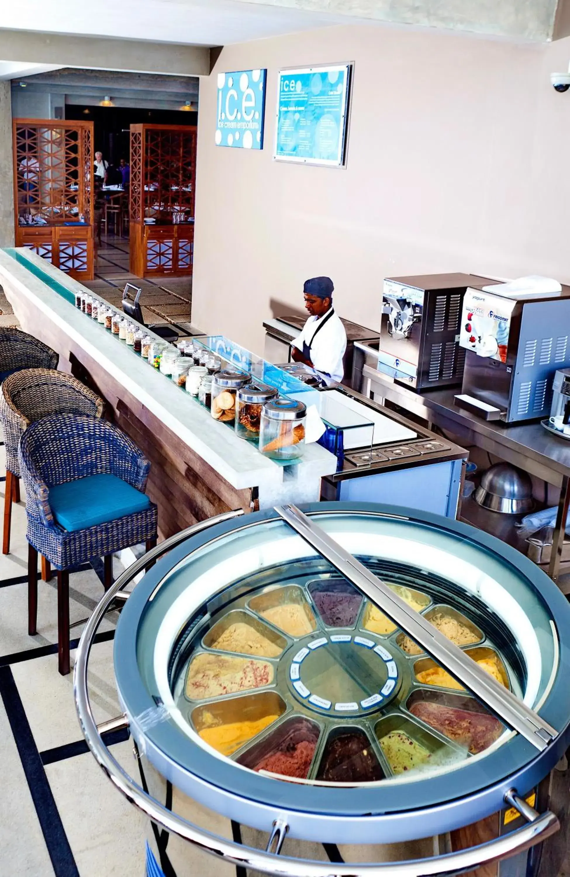 Restaurant/places to eat in Cinnamon Bey Beruwala Restaurant/places to eat in Cinnamon Bey Beruwala