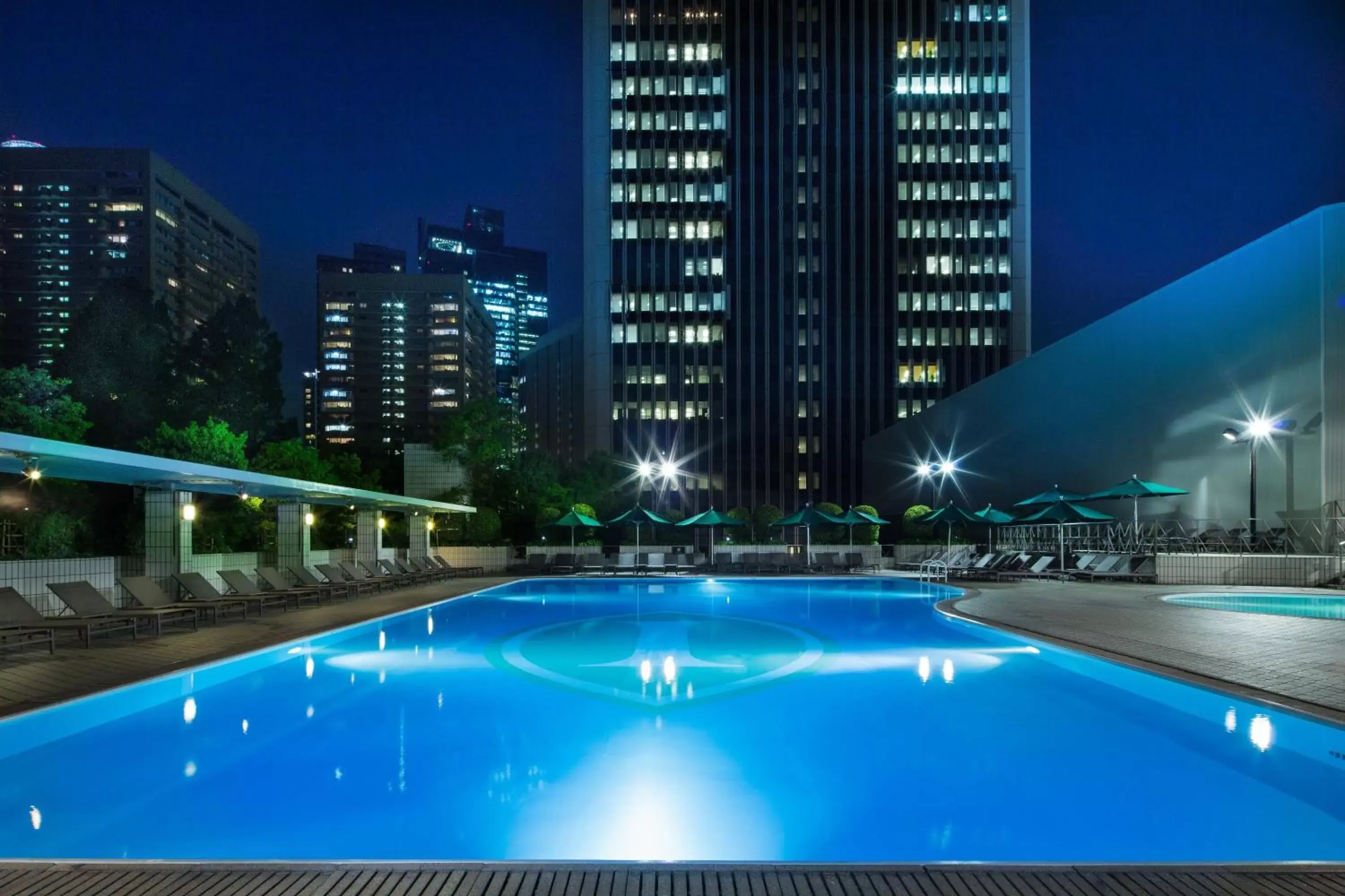 Swimming Pool in ANA InterContinental Tokyo, an IHG Hotel