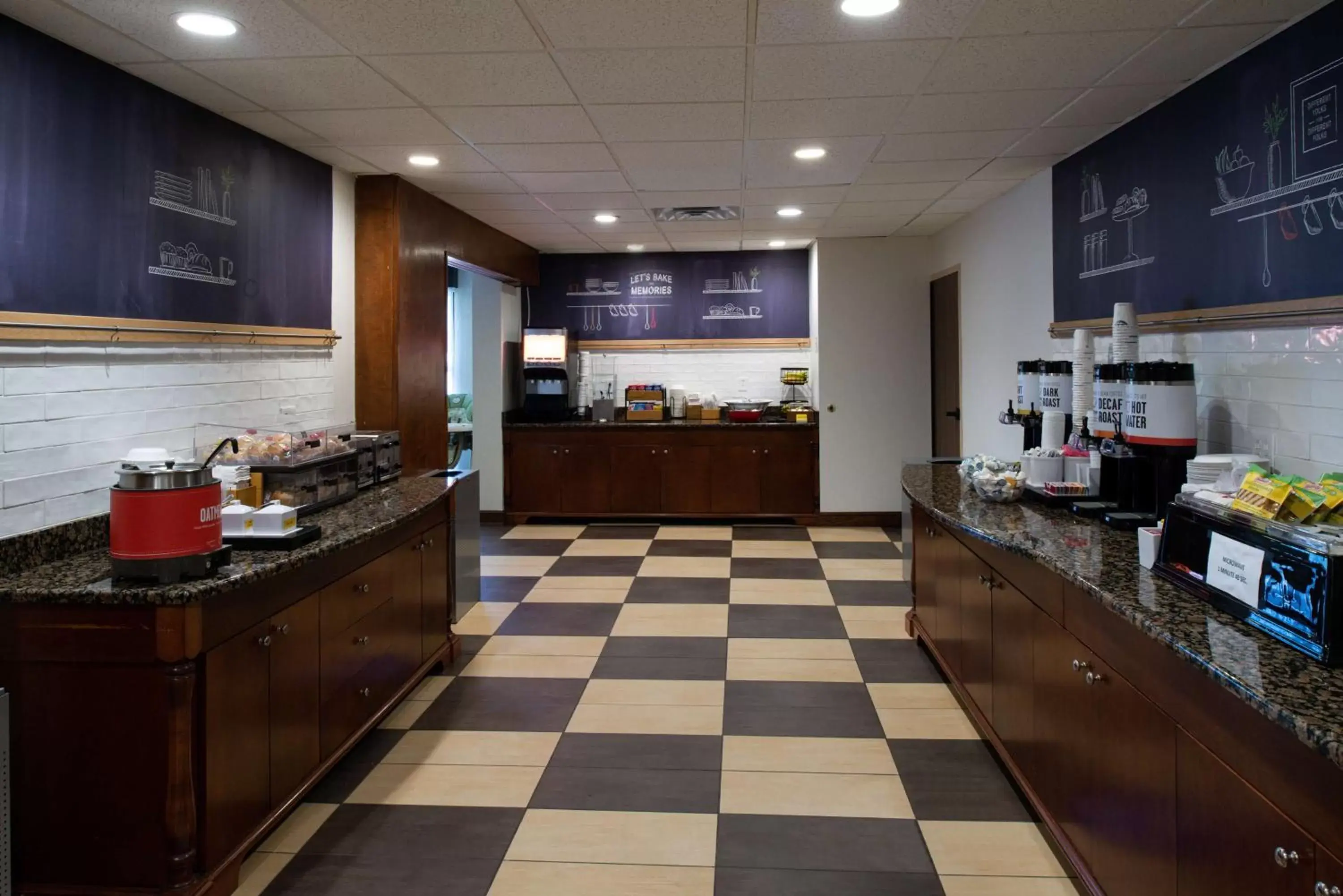 Breakfast in Hampton Inn Wytheville Breakfast in Hampton Inn Wytheville