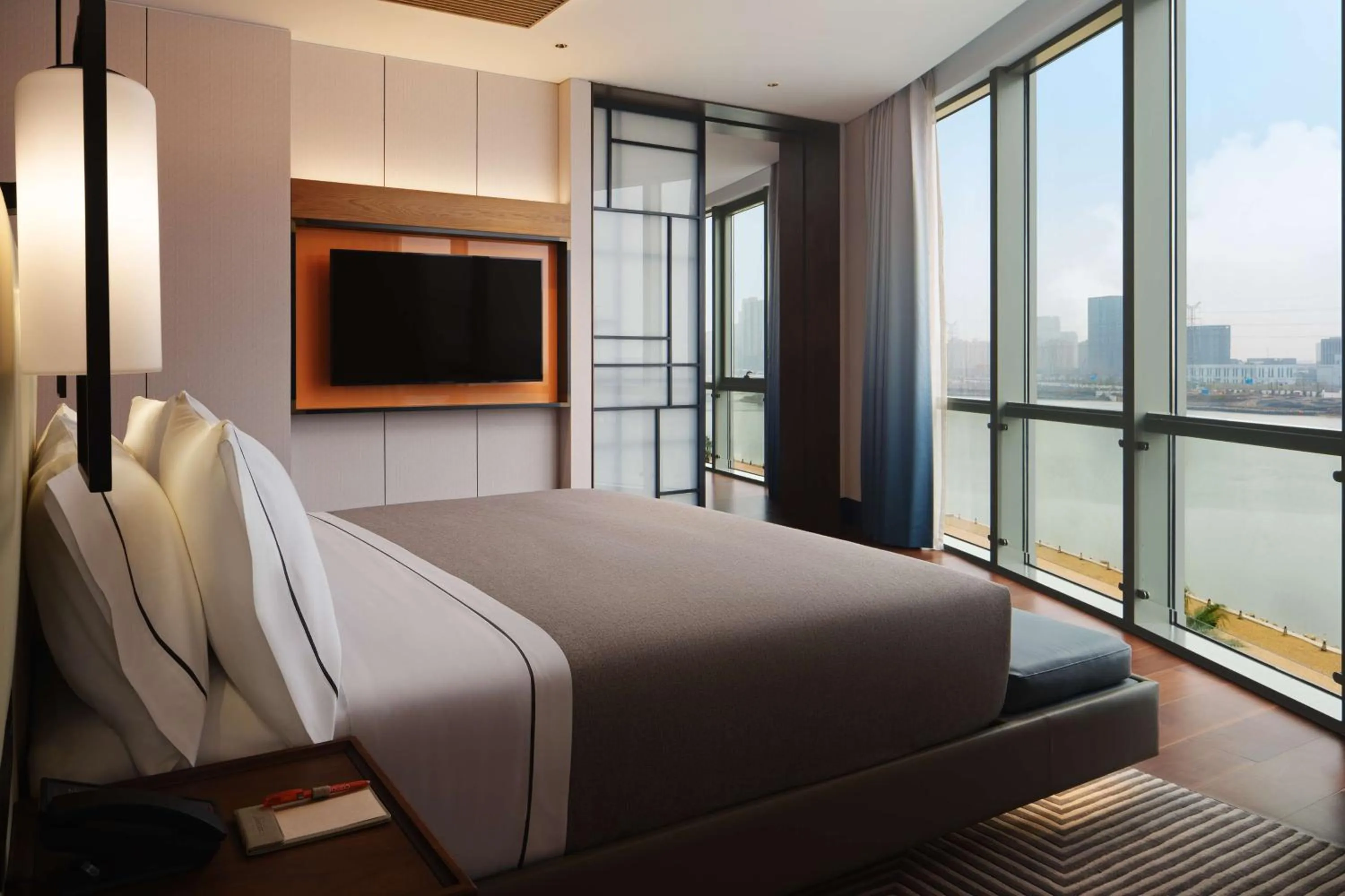 Bed in Canopy By Hilton Hangzhou Jinsha Lake