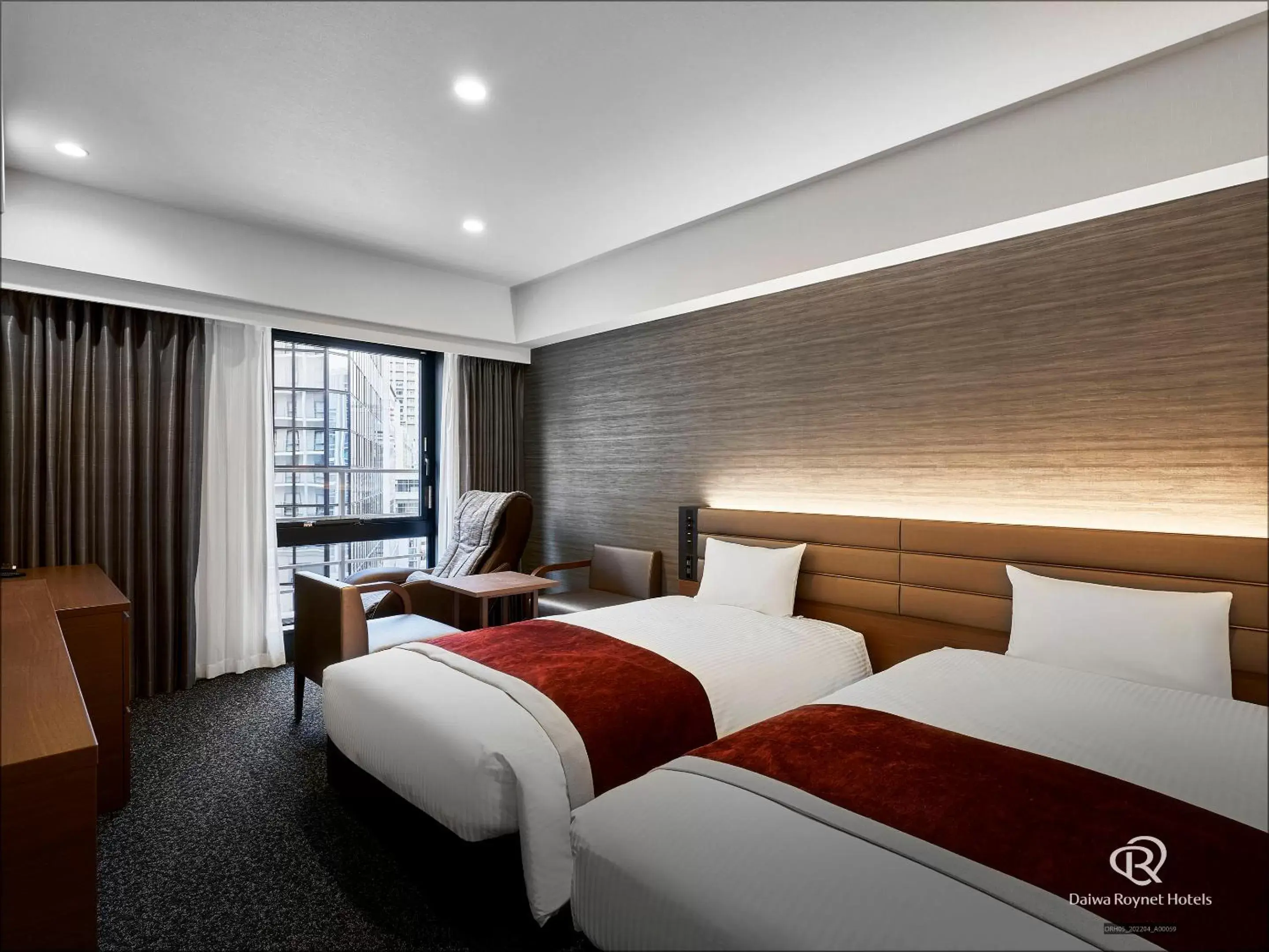 Massage, Bed in Daiwa Roynet Hotel KOBE-SANNOMIYA PREMIER
