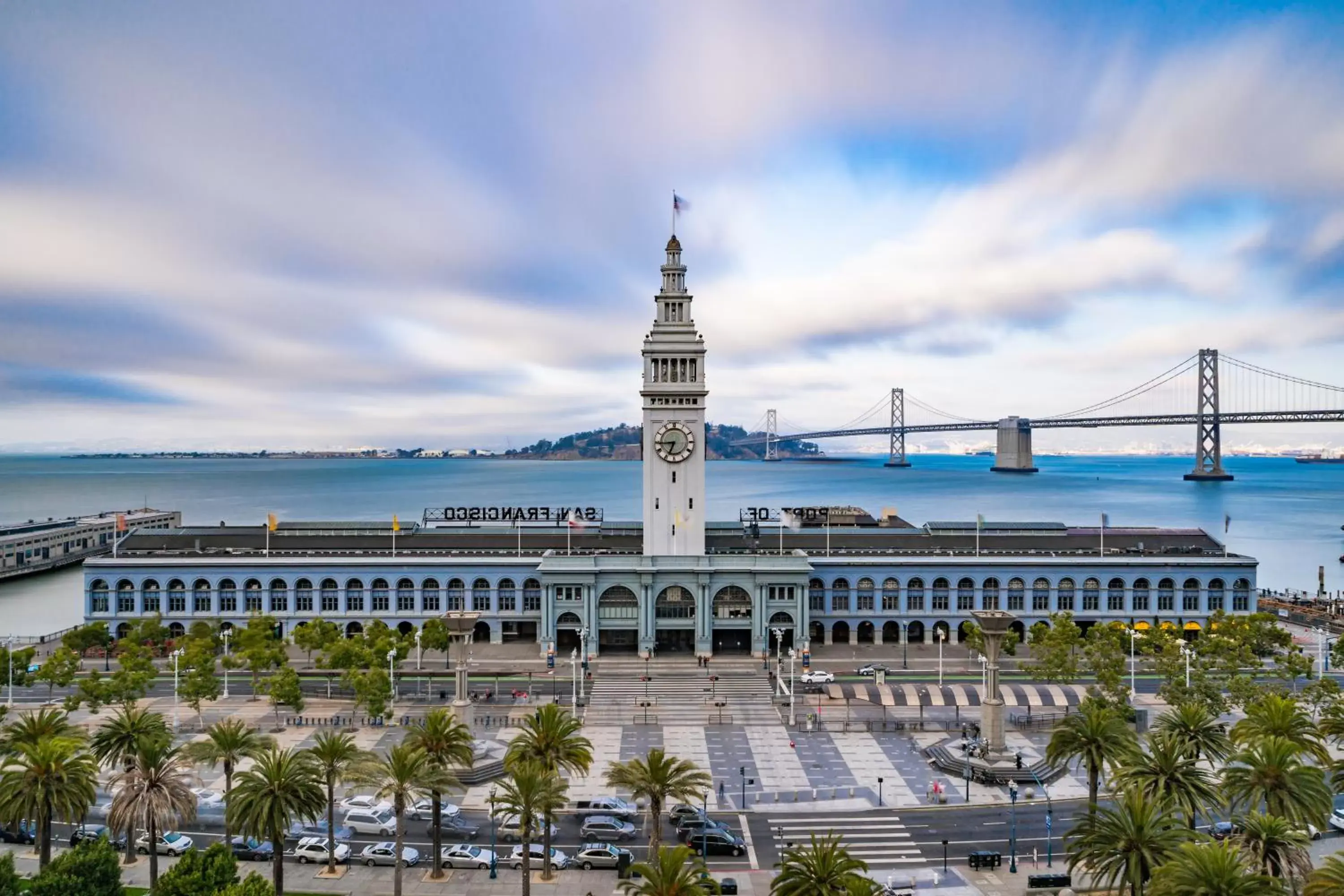 Nearby landmark in InterContinental Mark Hopkins San Francisco, an IHG Hotel