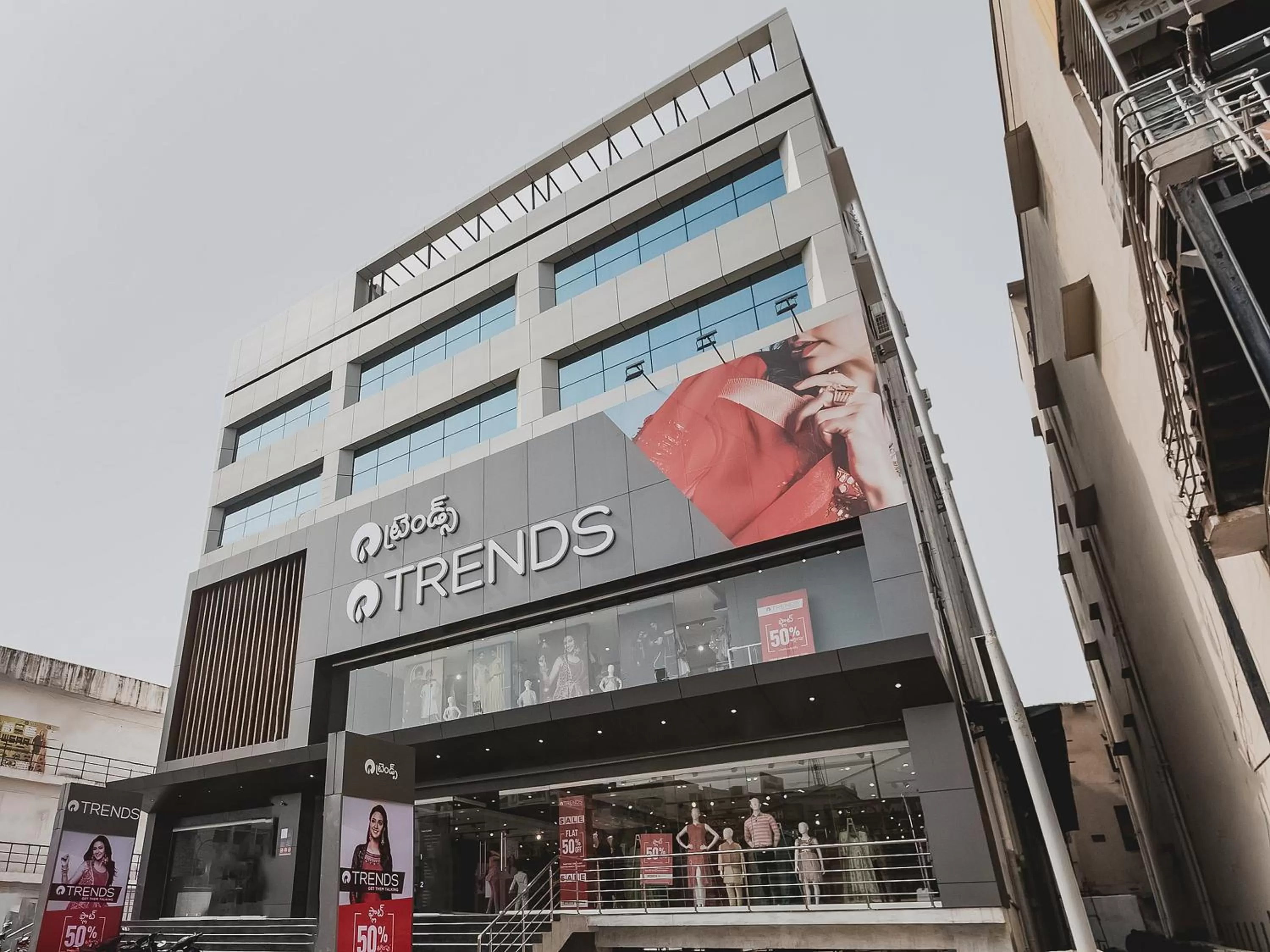 Facade/entrance, Property Building in Capital O Hotel Green Tree