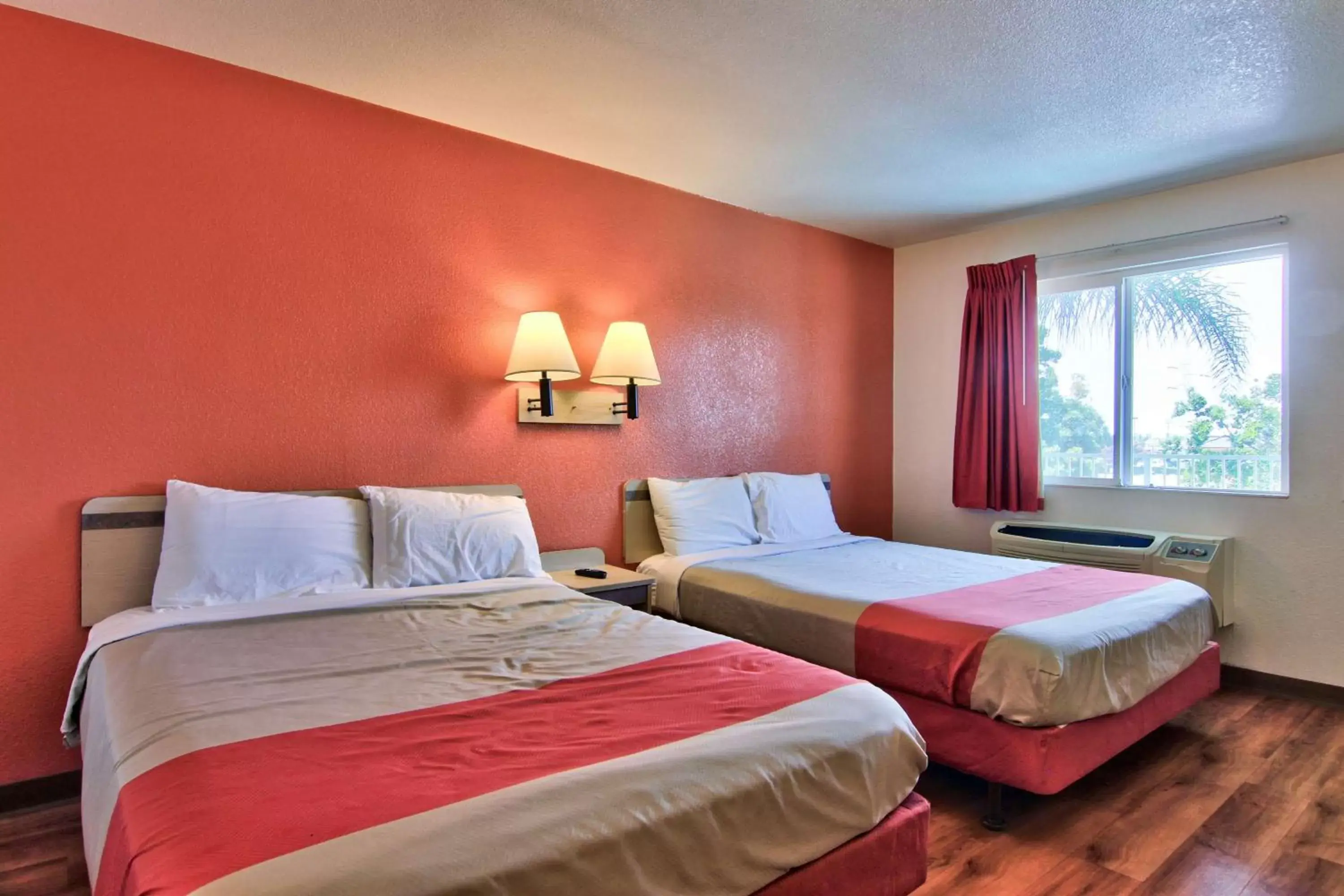 Photo of the whole room, Room Photo in Motel 6-Sacramento, CA - South Sacramento and Elk Grove