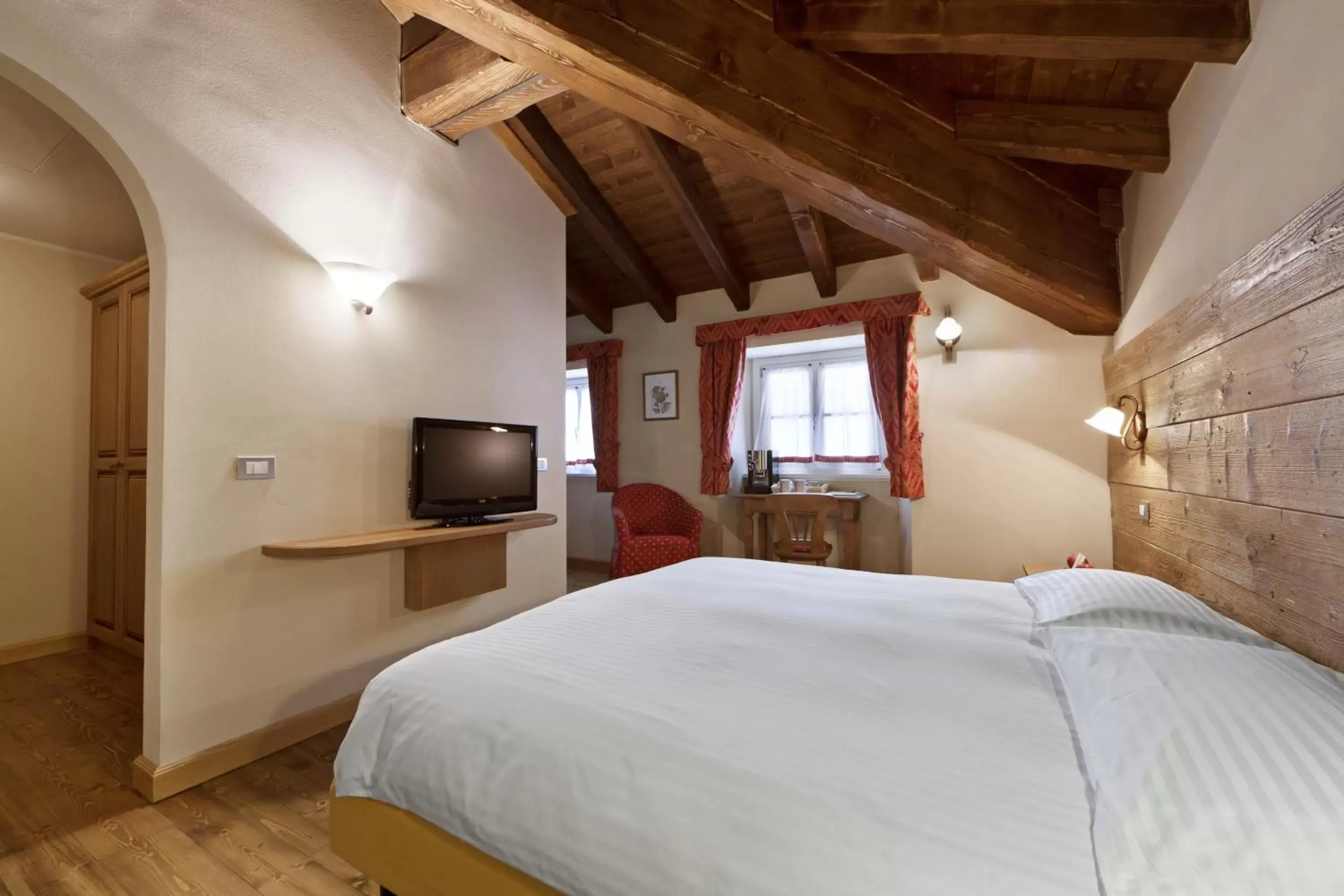 Photo of the whole room, Bed in QC Terme Hotel Bagni Vecchi