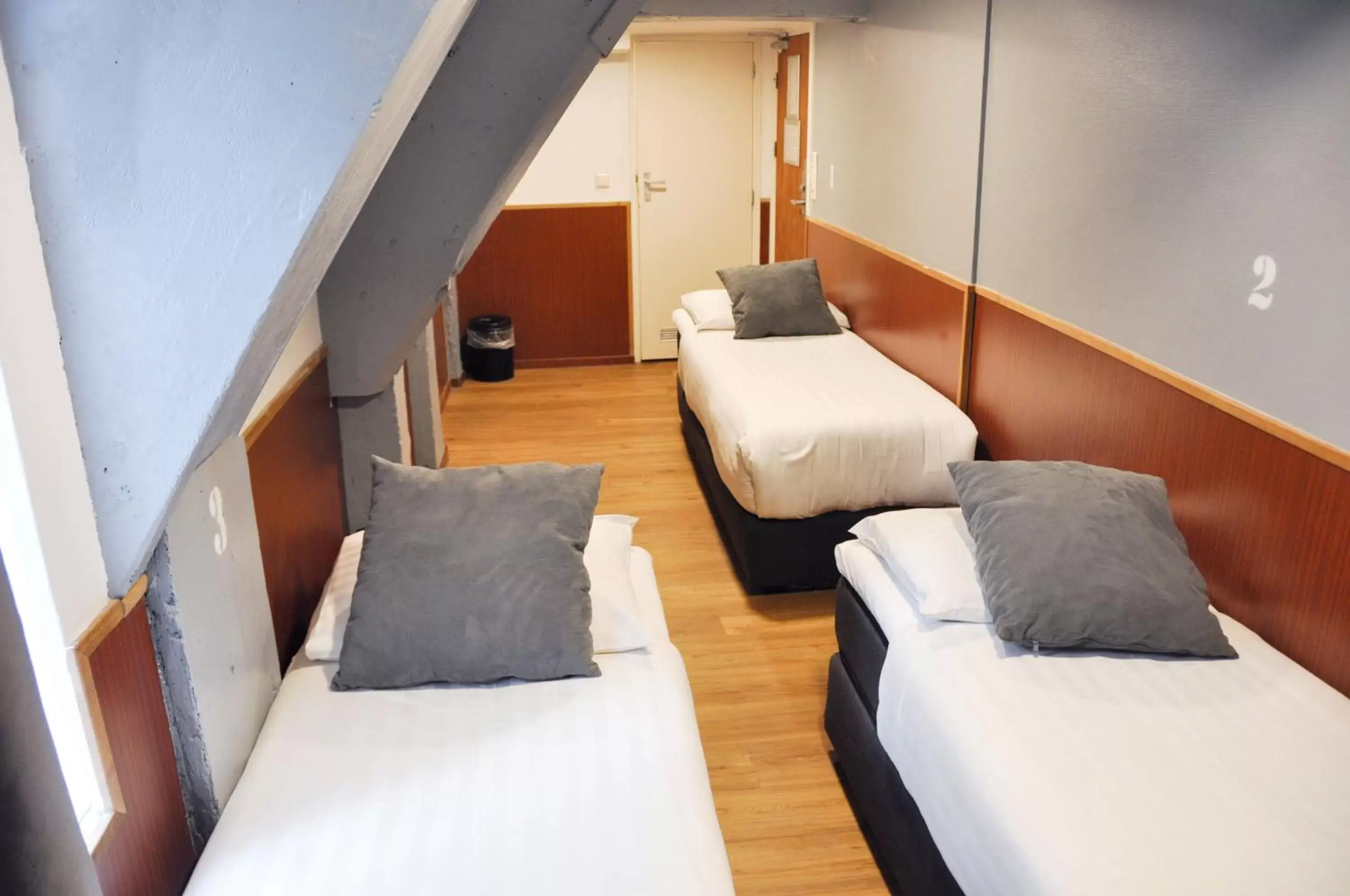 Triple Room in Travel Hotel Amsterdam