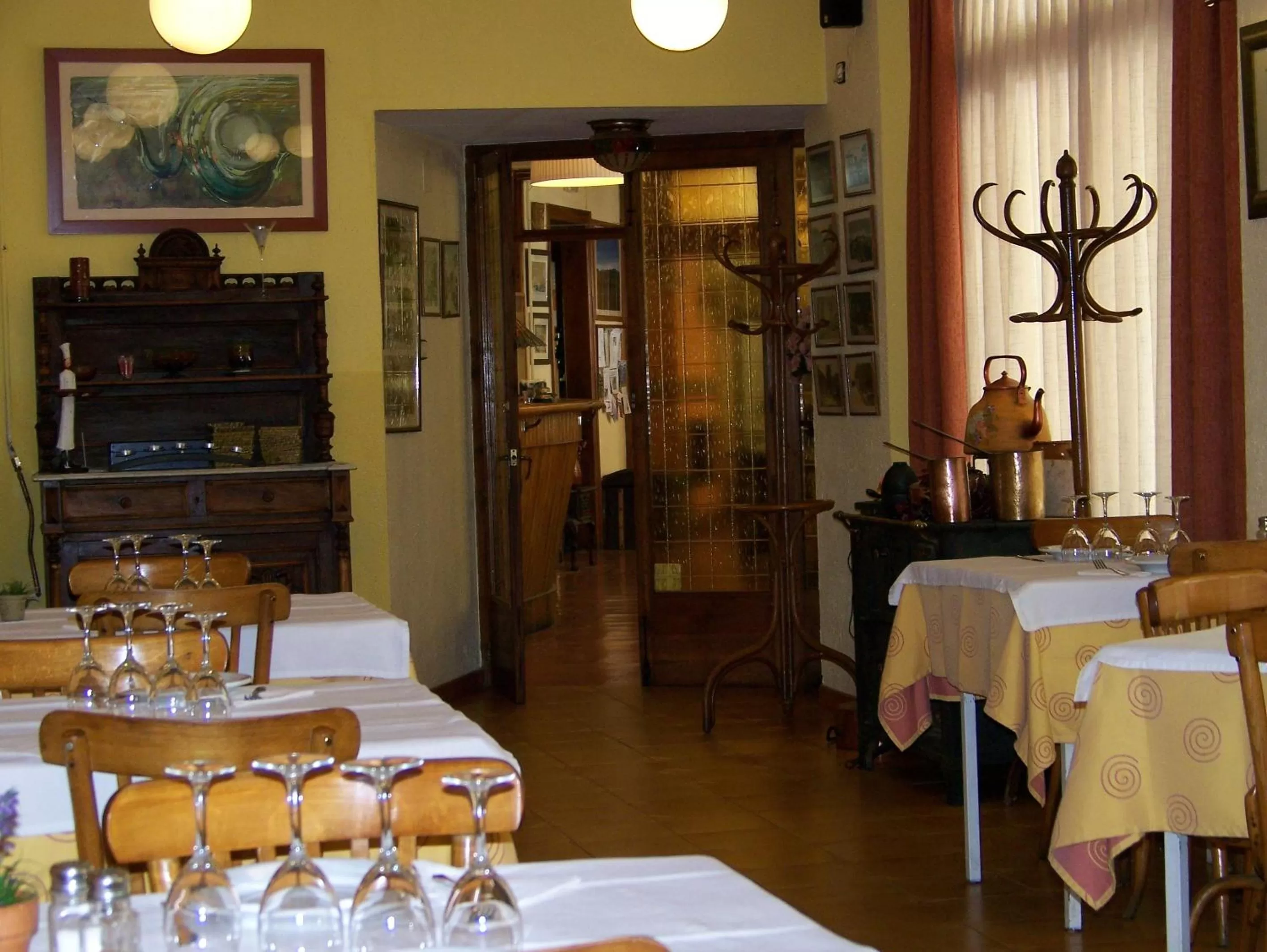 Restaurant/places to eat in Hotel Prats
