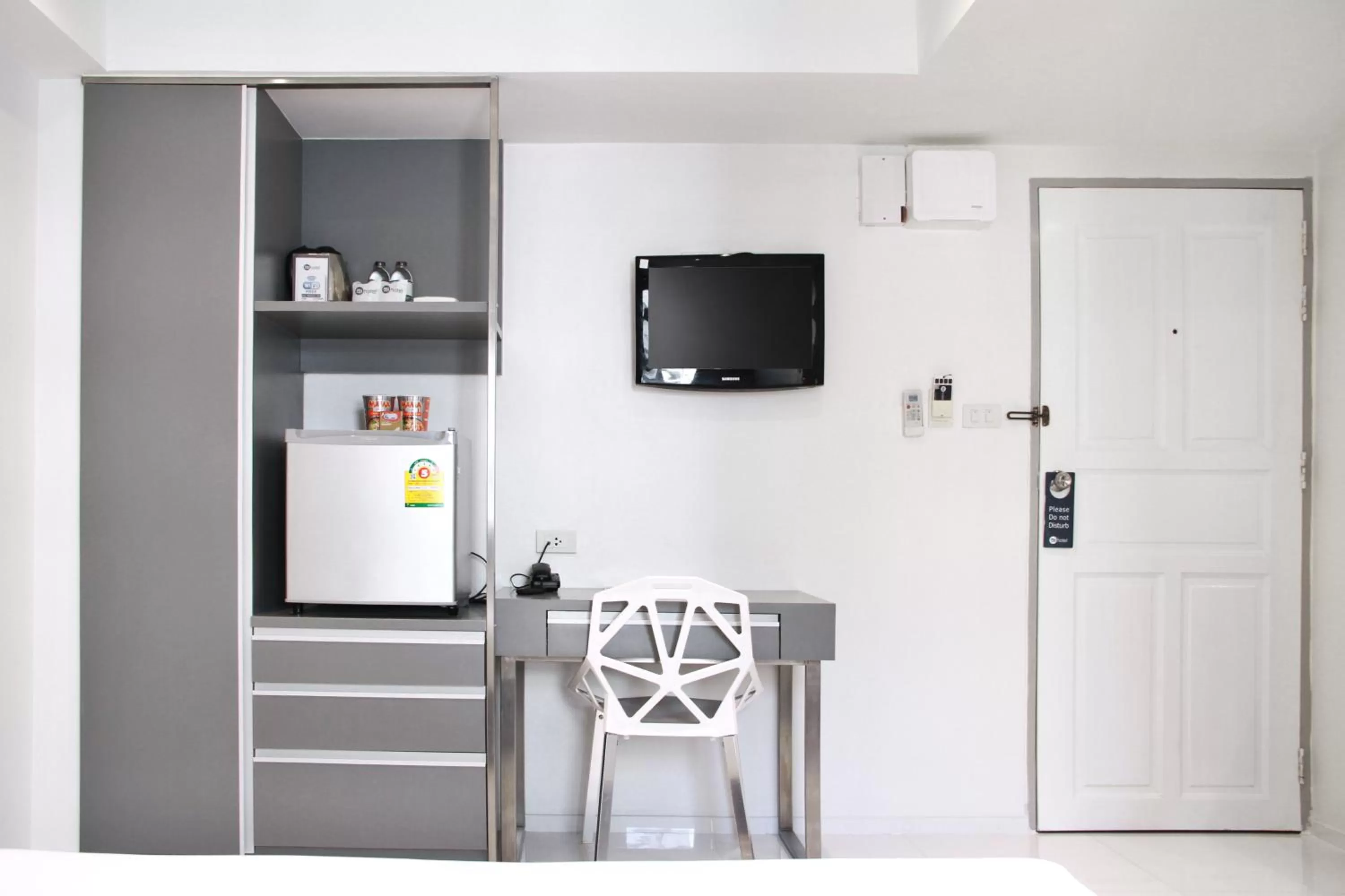 TV and multimedia in My Hotel Pratunam