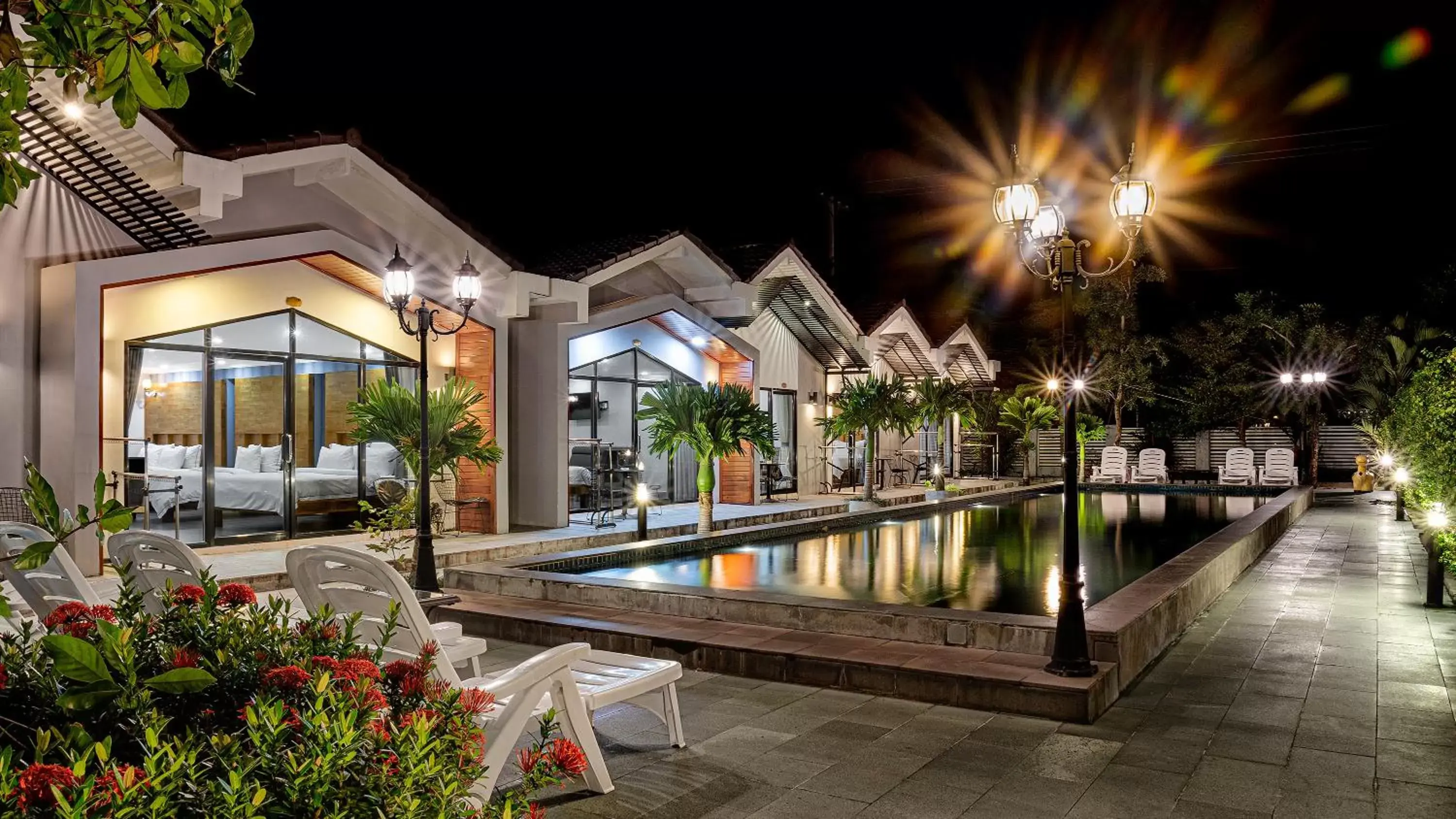 Property building, Swimming Pool in Sandy Clay Bungalows