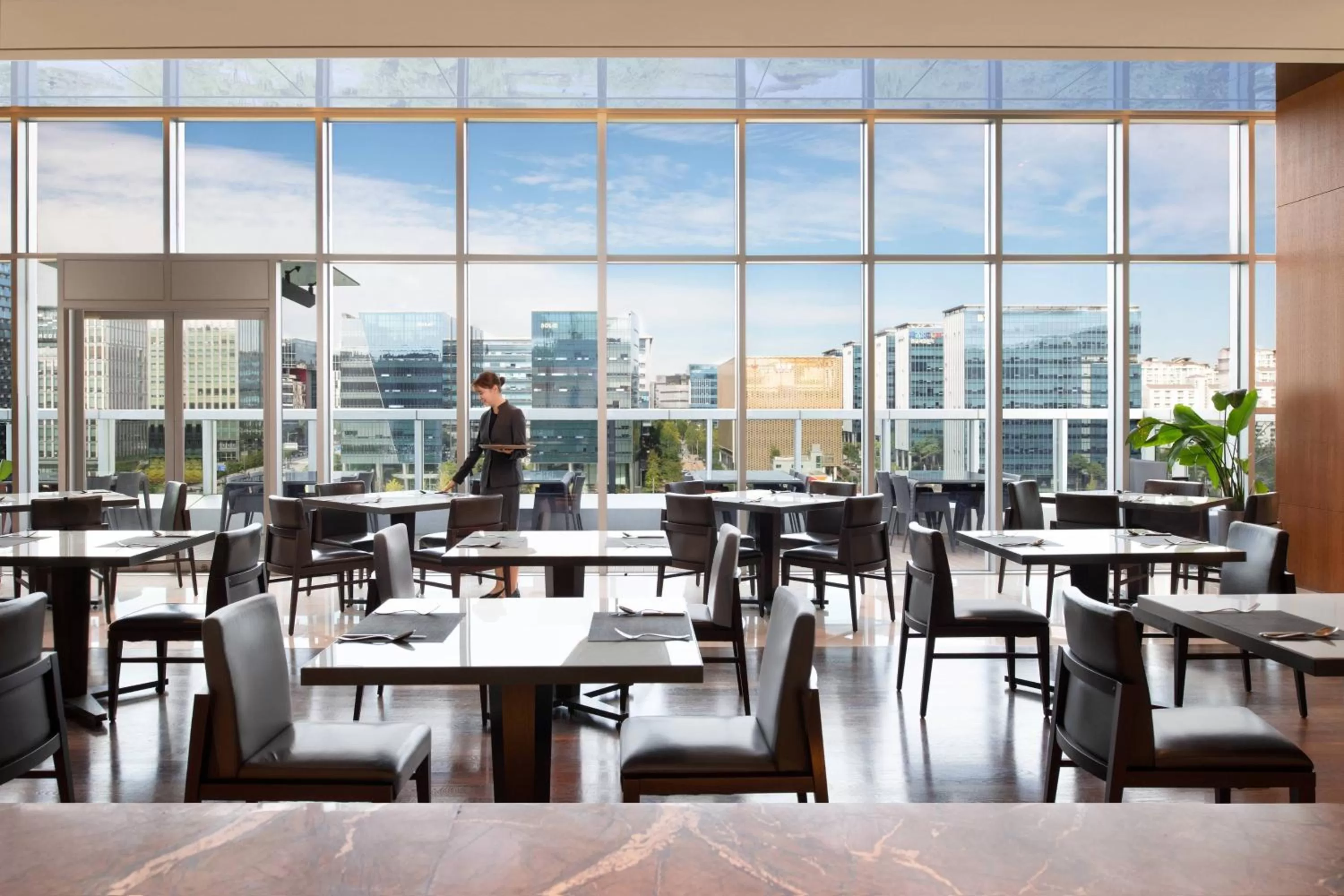 Restaurant/places to eat in Courtyard by Marriott Seoul Pangyo