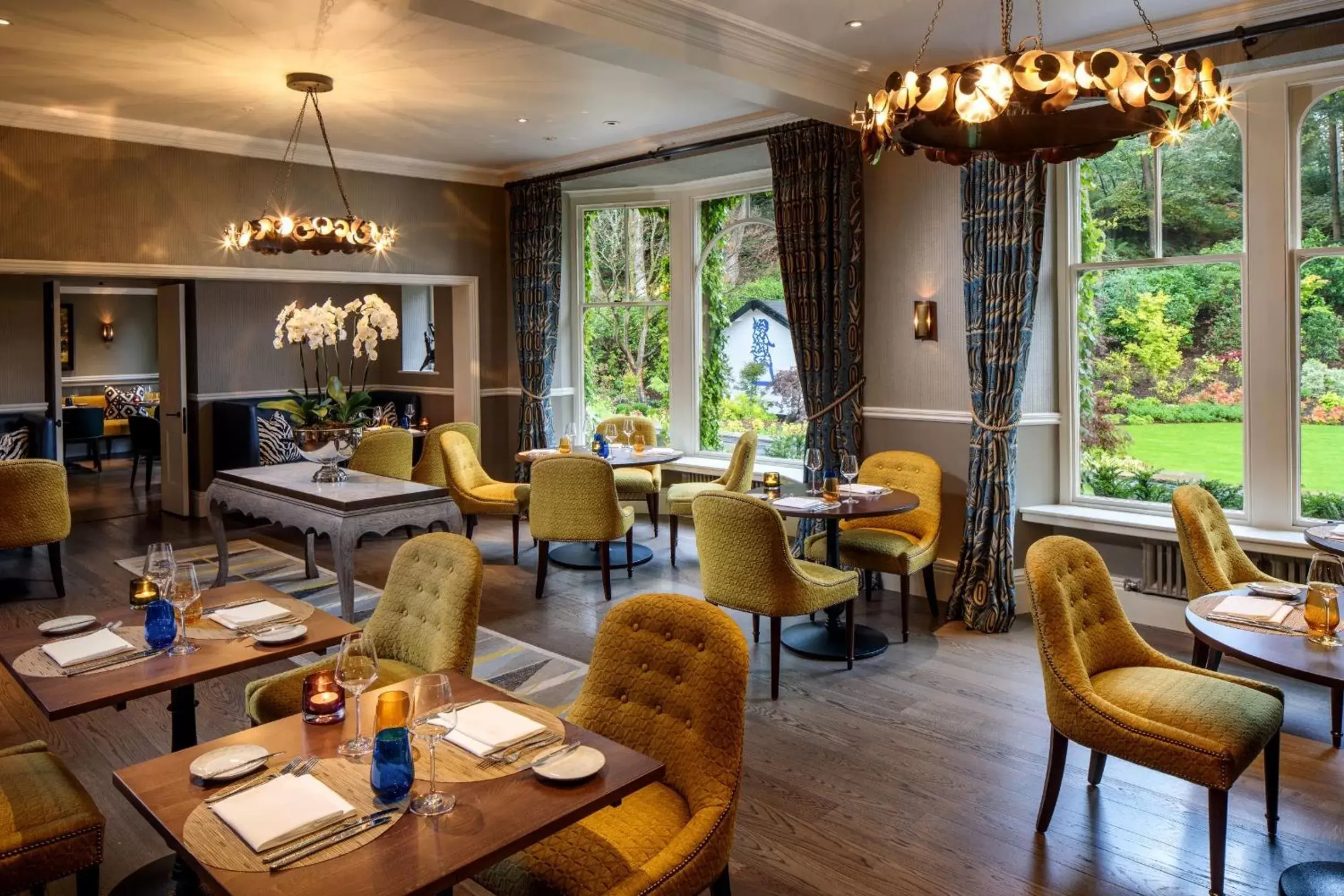Restaurant/places to eat in Linthwaite House Hotel