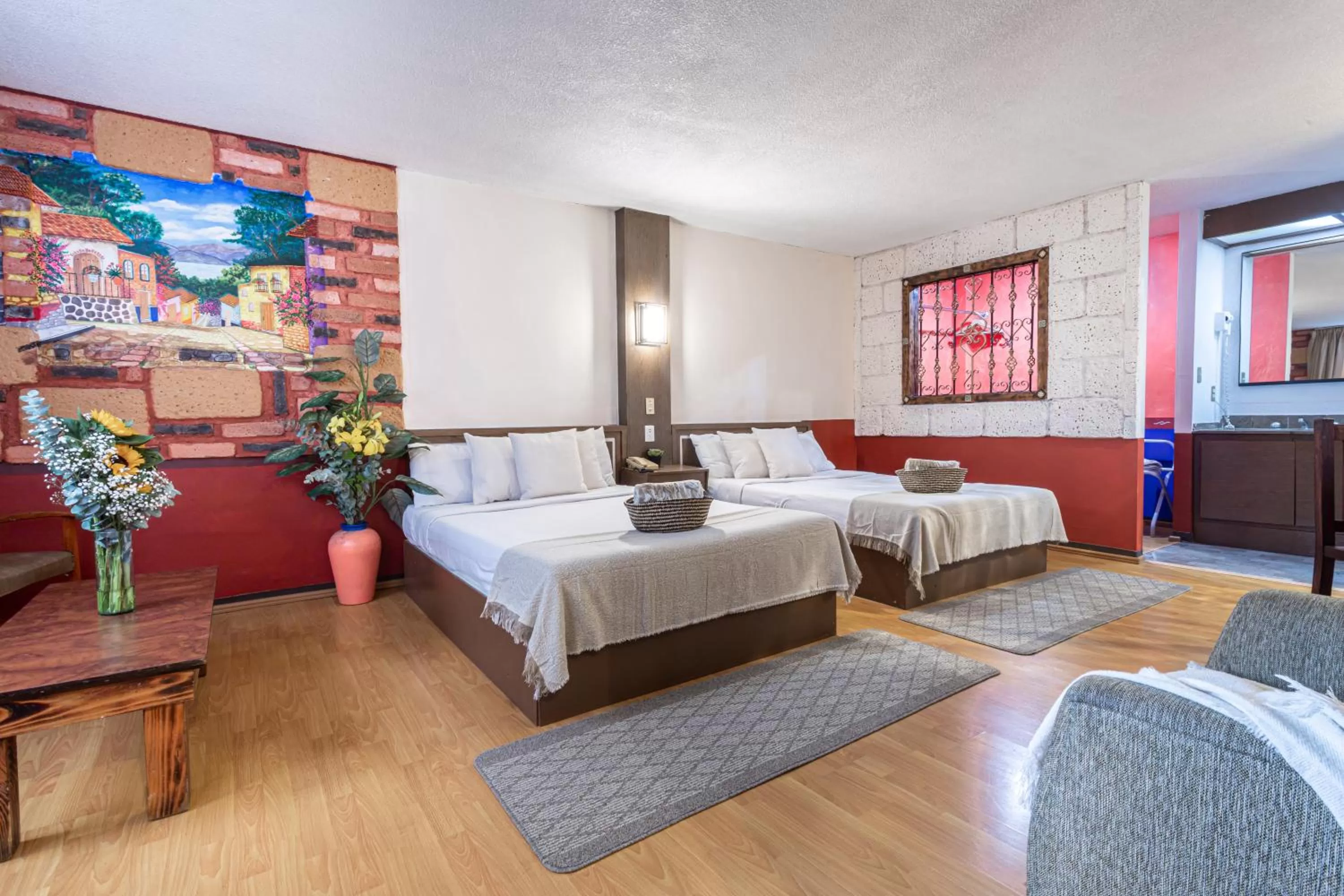 Photo of the whole room, Bed in Soy Local CDMX